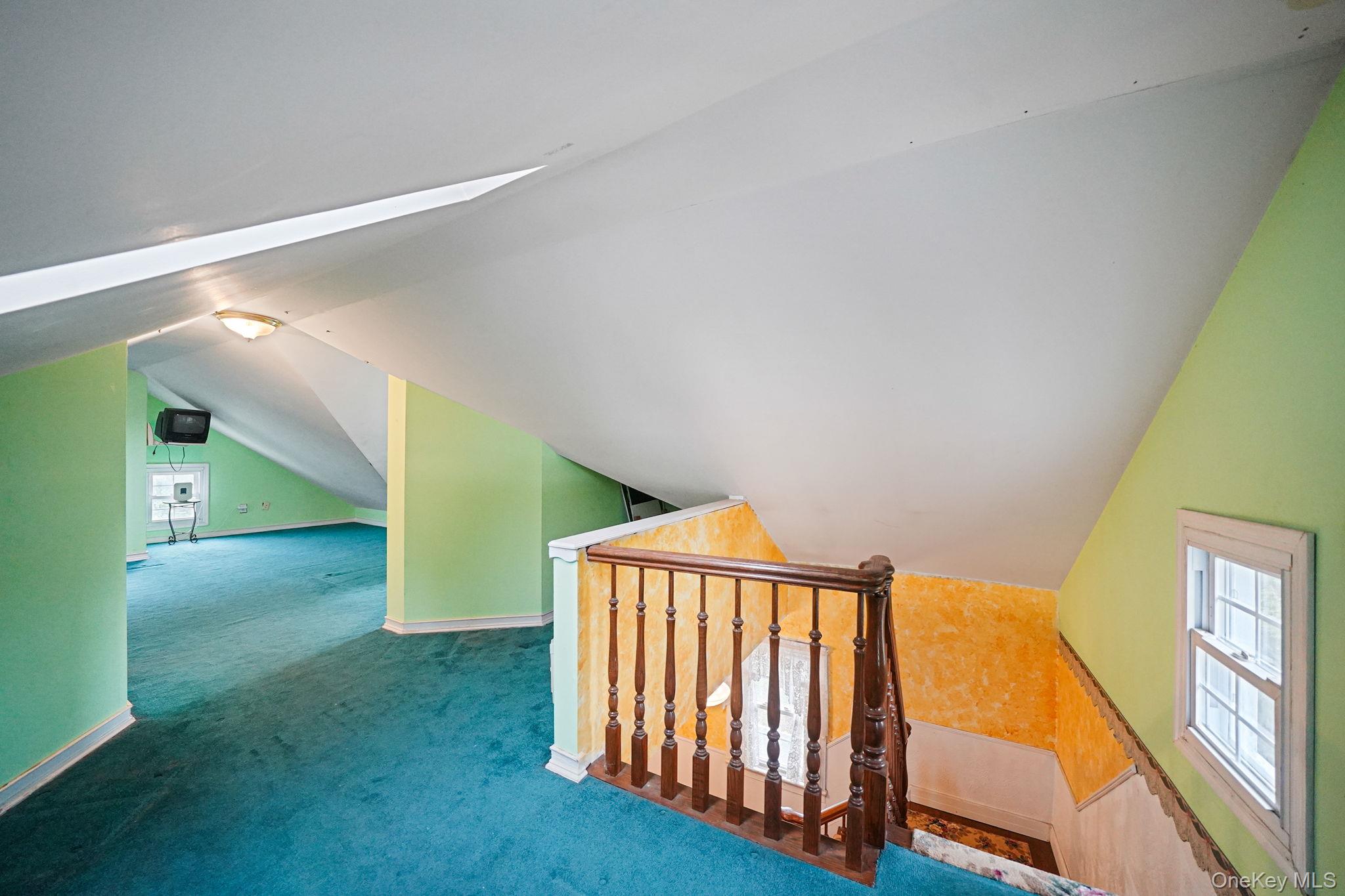 39 Handsome Avenue, Sayville, NY 11782