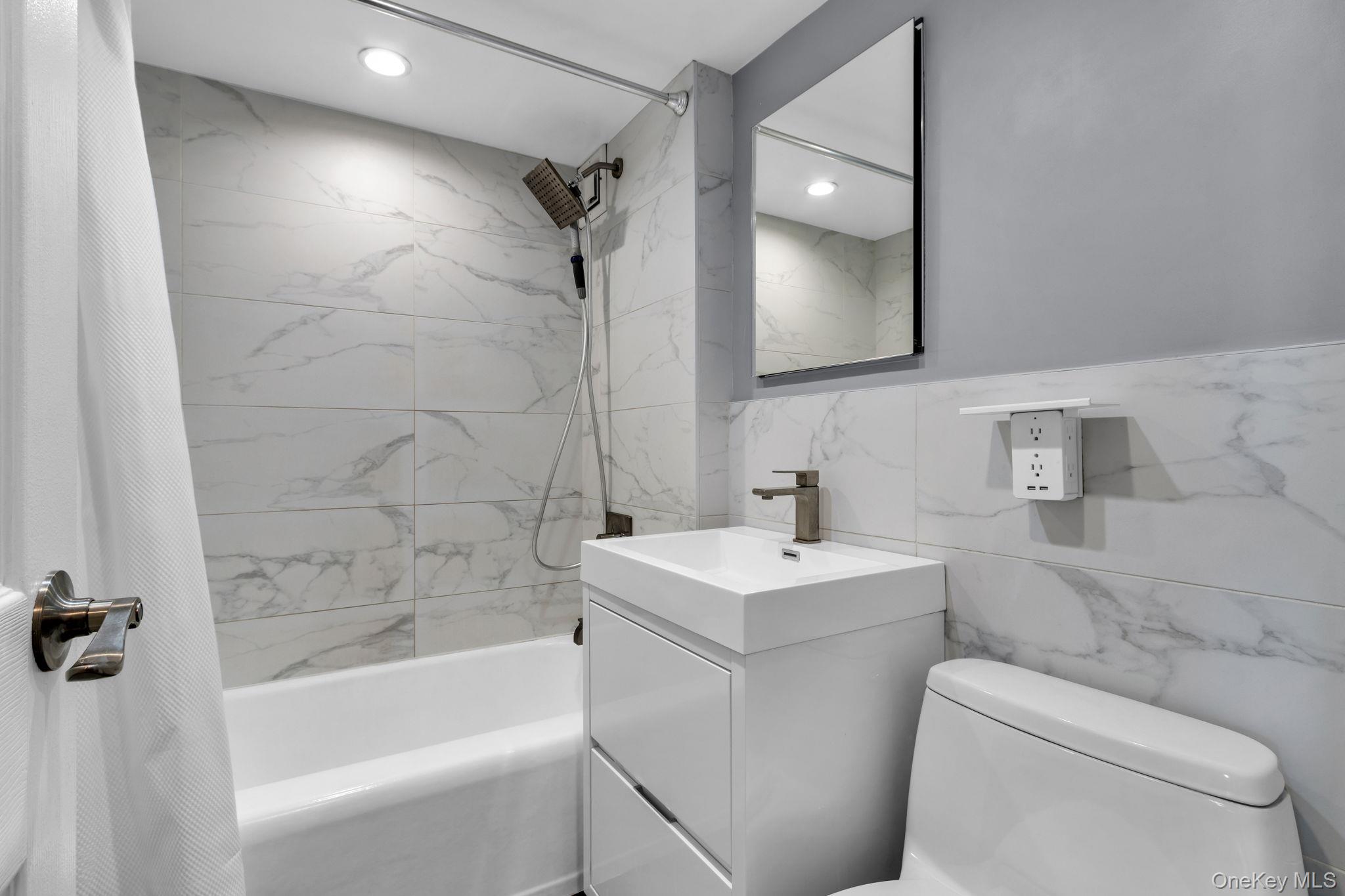 4555 Henry Hudson Parkway # 1208, Bronx, NY 10471