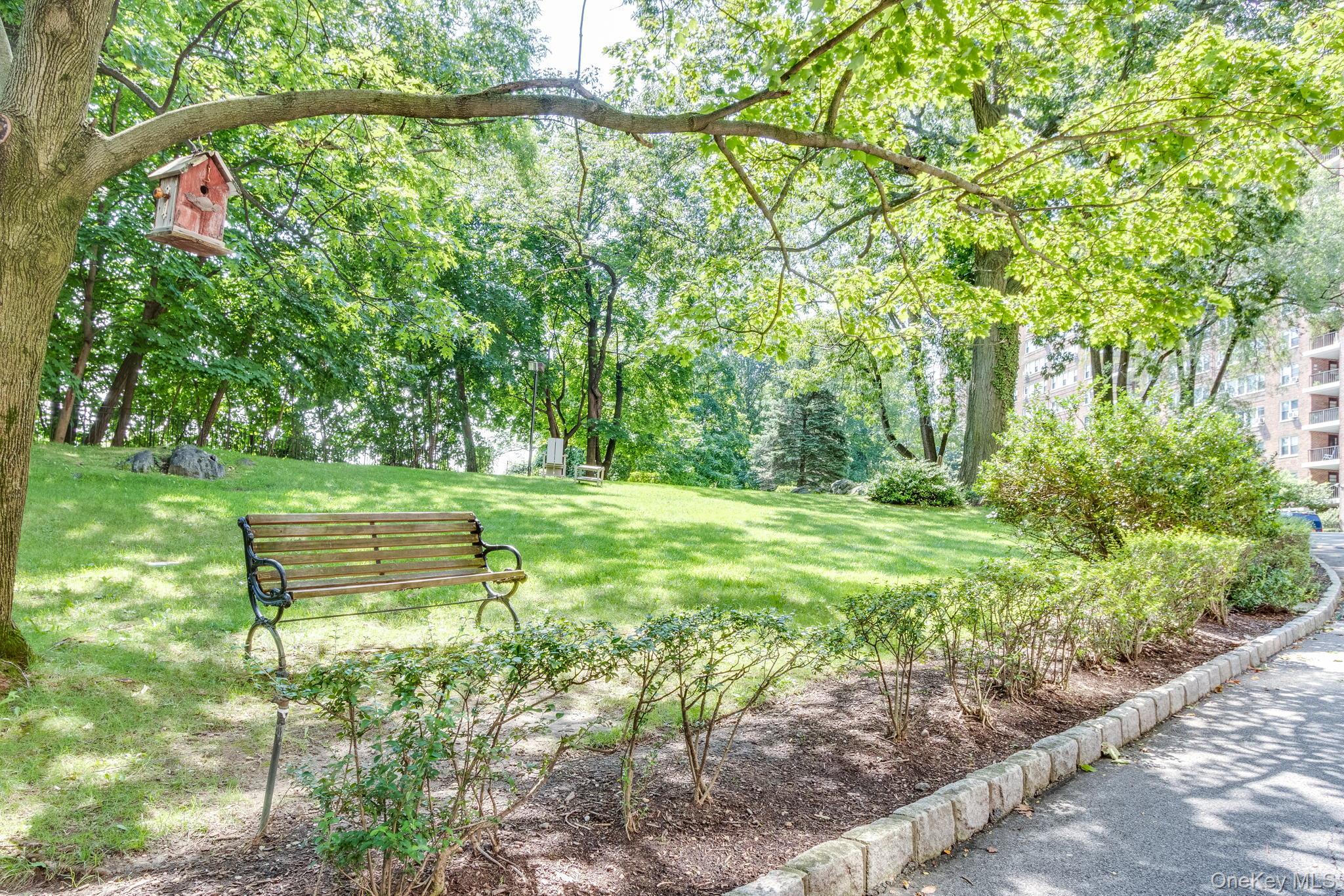 4555 Henry Hudson Parkway # 1208, Bronx, NY 10471