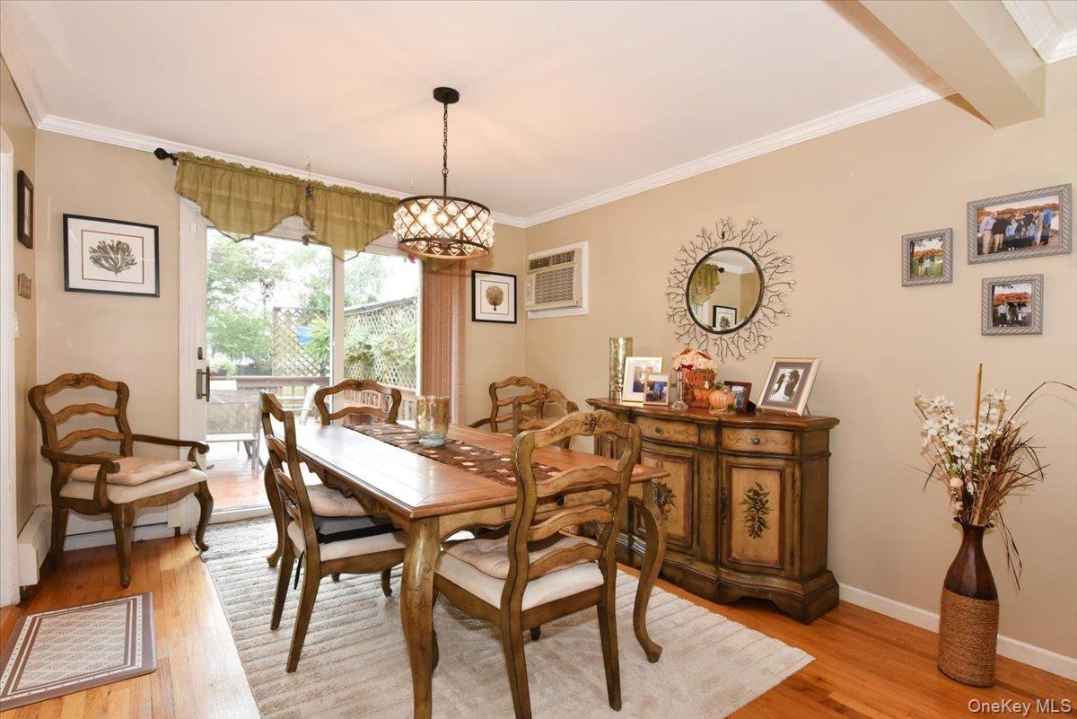 33 Ford Drive S, Massapequa, NY 11758