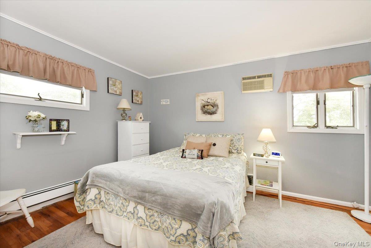 33 Ford Drive S, Massapequa, NY 11758