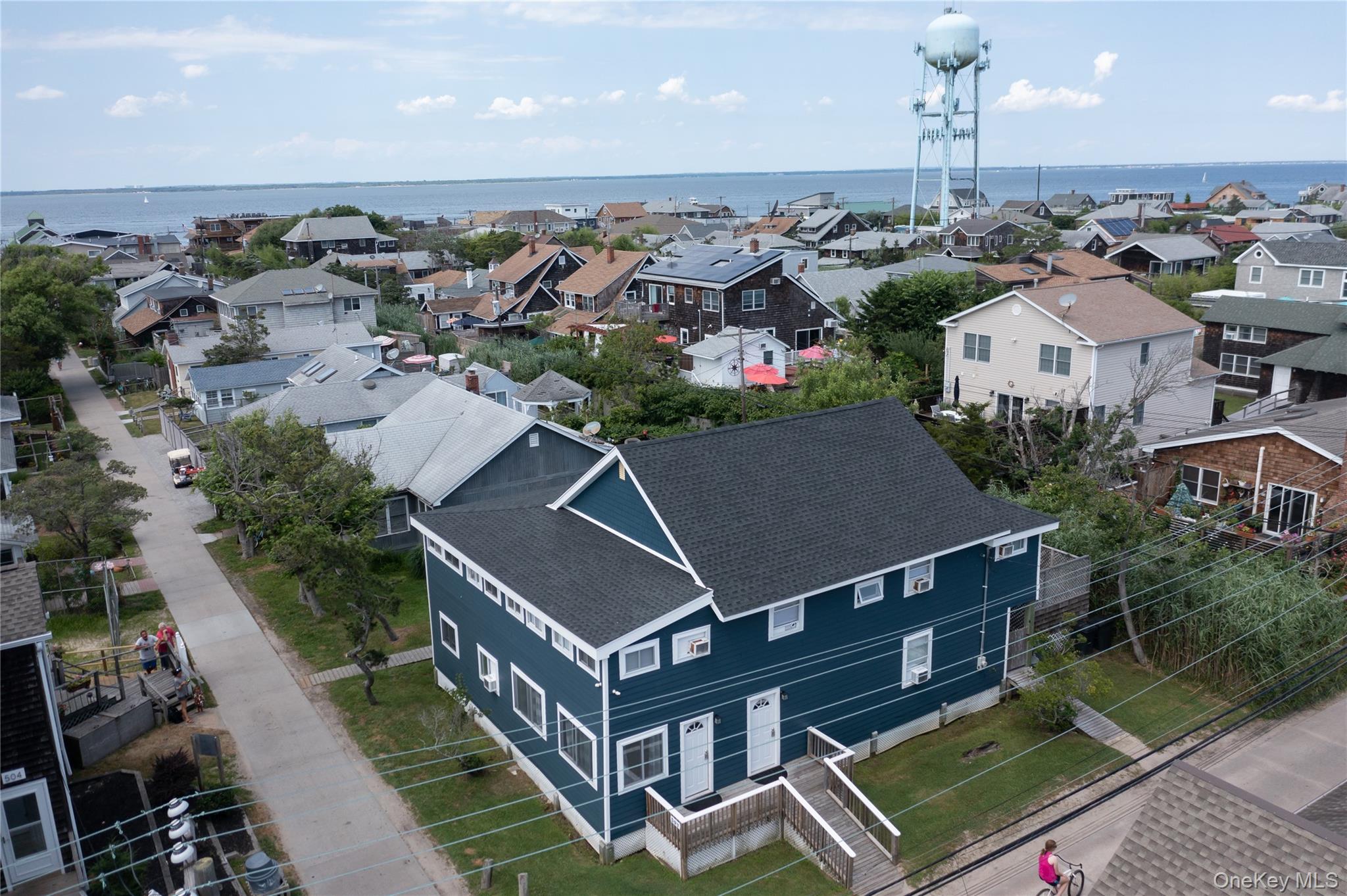 597 Bayberry Walk, Ocean Beach, NY 11770