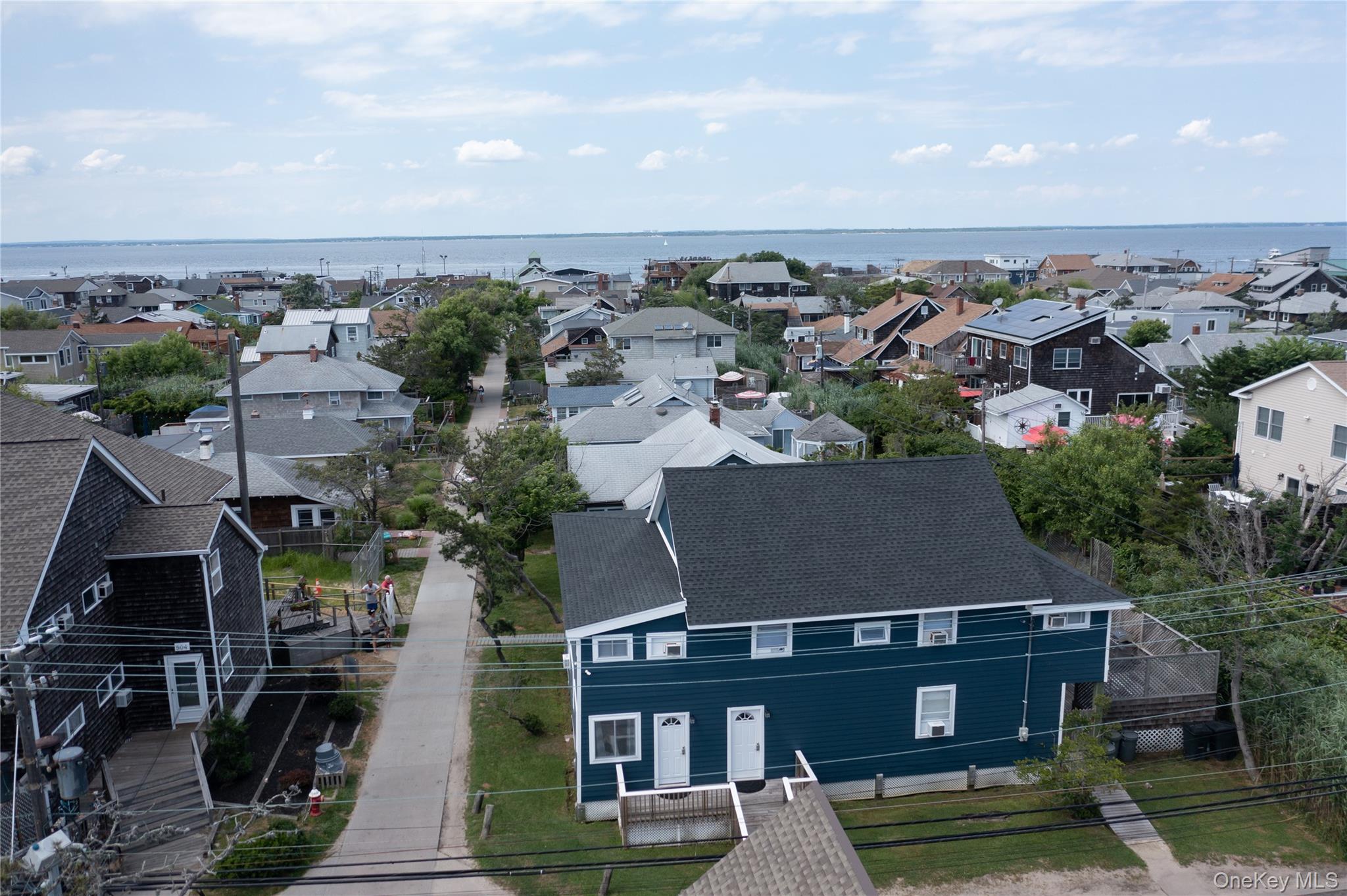 597 Bayberry Walk, Ocean Beach, NY 11770