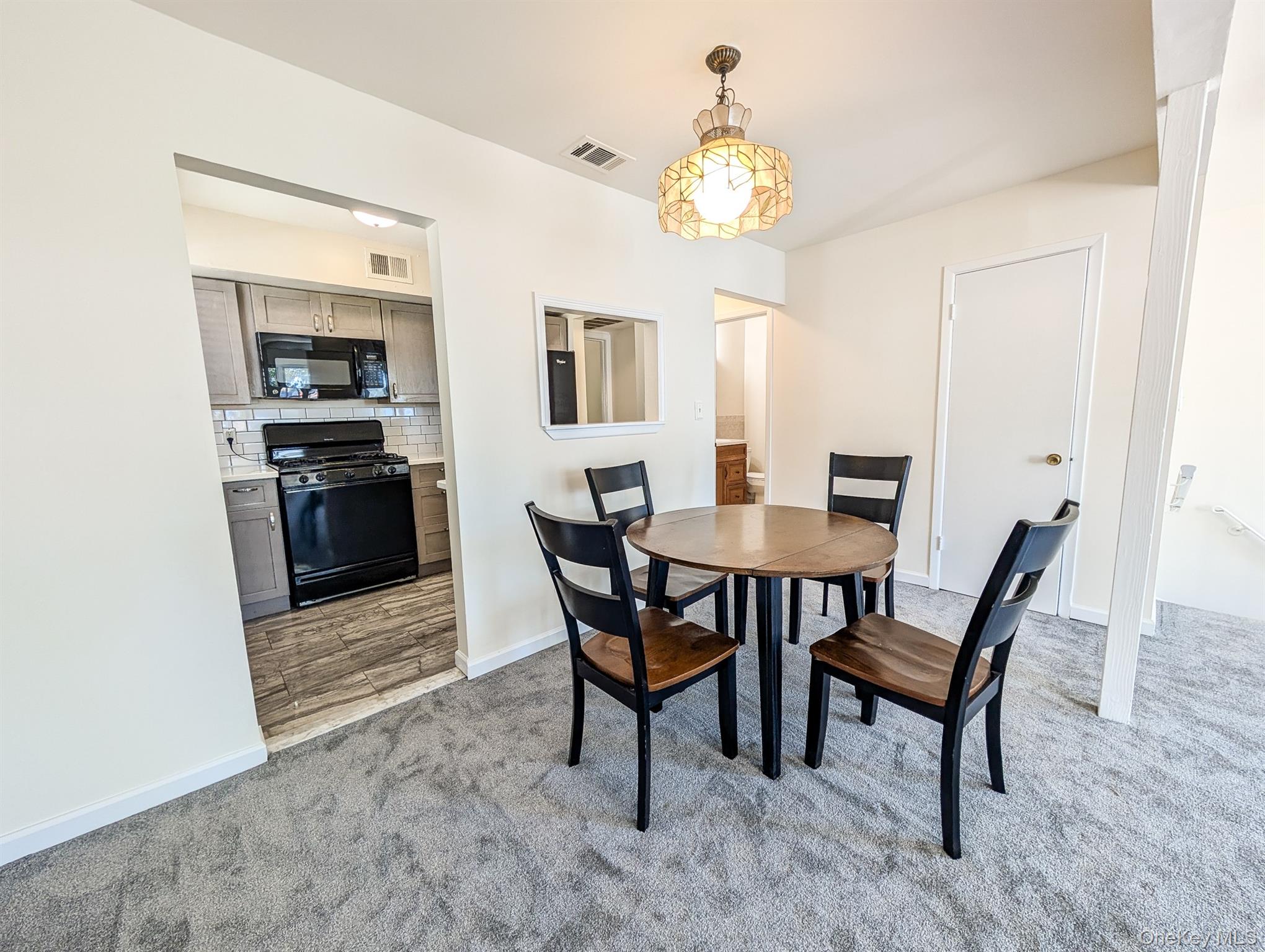 73 Rocky Point Yaphank Rd # 106, Rocky Point, NY 11778