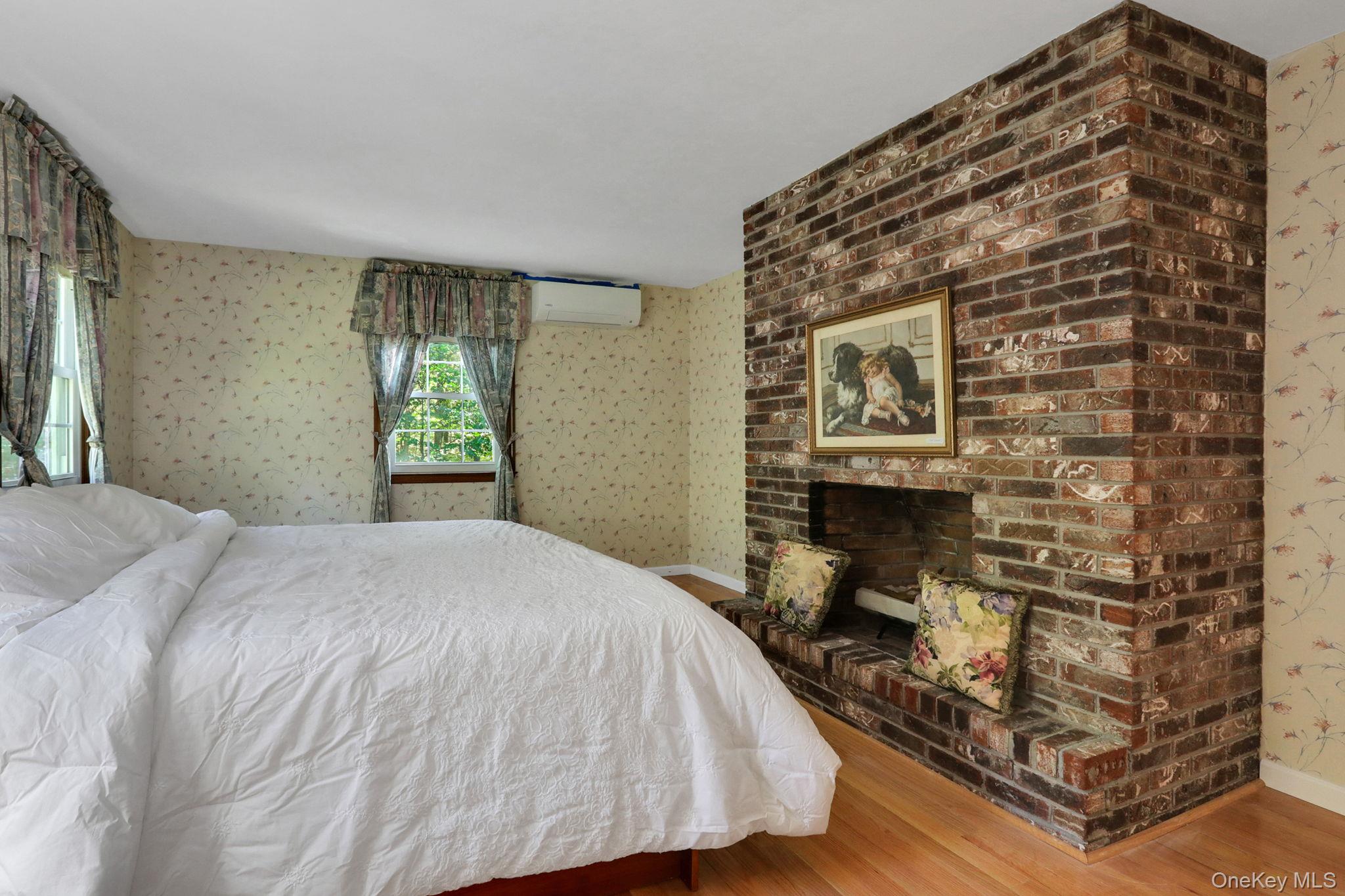 1033 Old Post Road, New Paltz, NY 12561