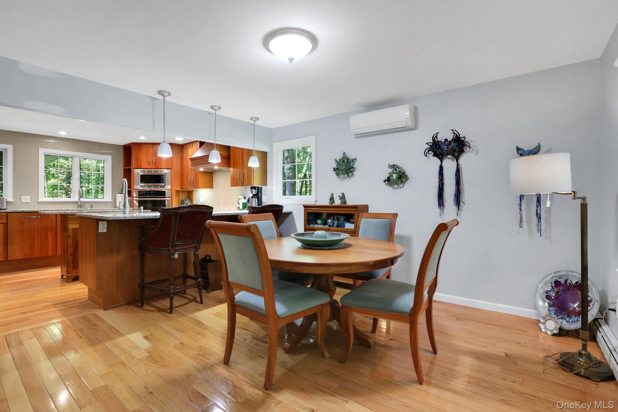 1033 Old Post Road, New Paltz, NY 12561