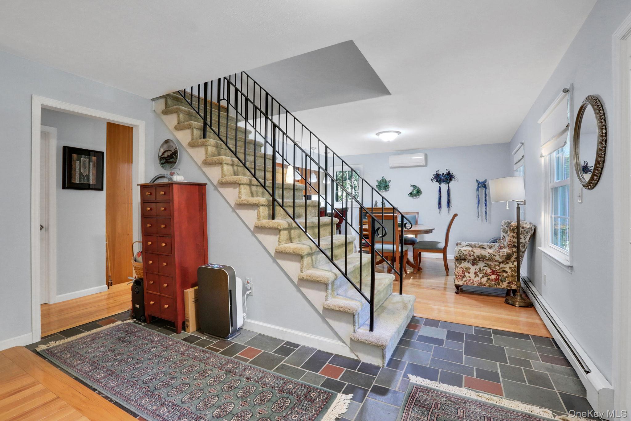 1033 Old Post Road, New Paltz, NY 12561