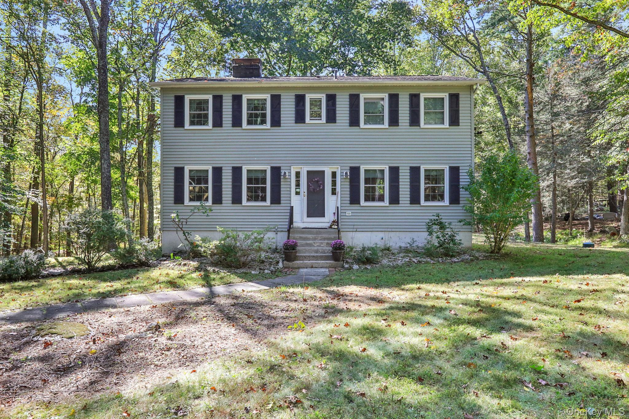 1033 Old Post Road, New Paltz, NY 12561