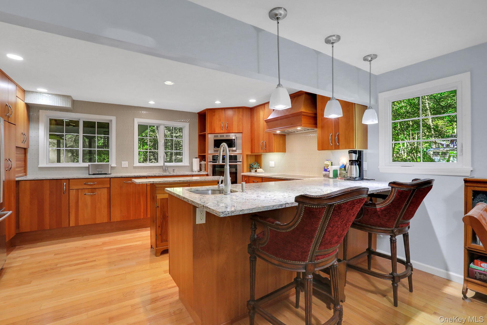 1033 Old Post Road, New Paltz, NY 12561