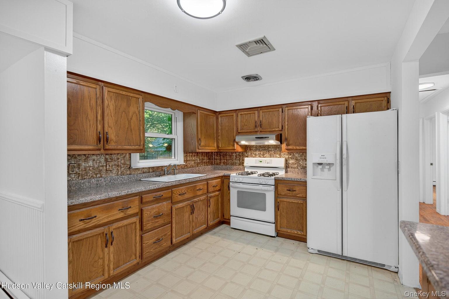 139 N Ohioville Road, New Paltz, NY 12561