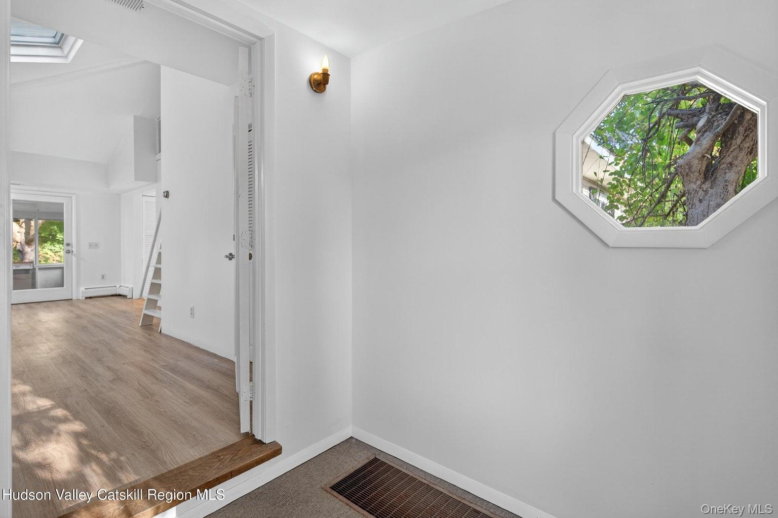 139 N Ohioville Road, New Paltz, NY 12561