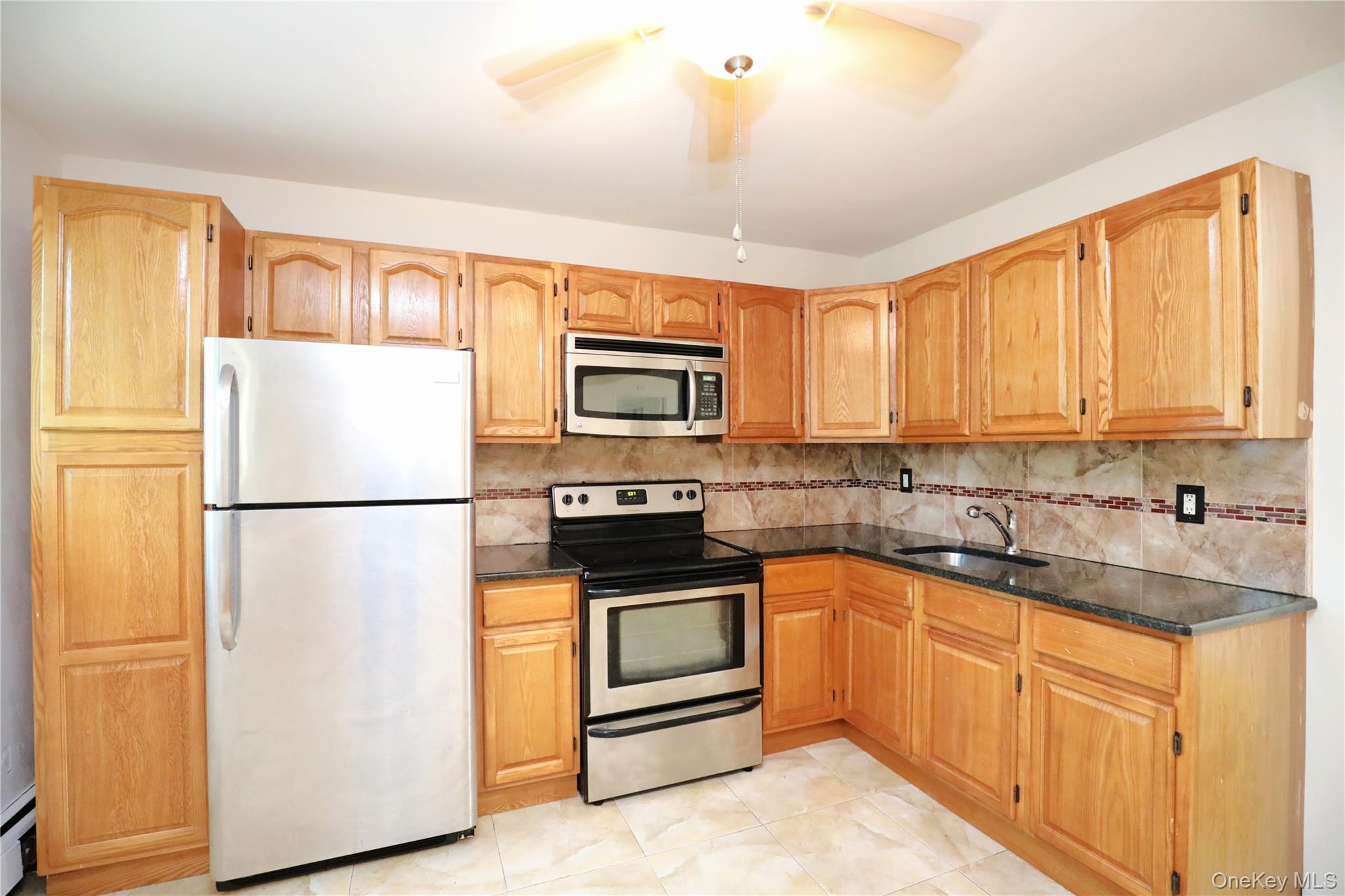 30 Lamb Avenue, Saugerties, NY 12477