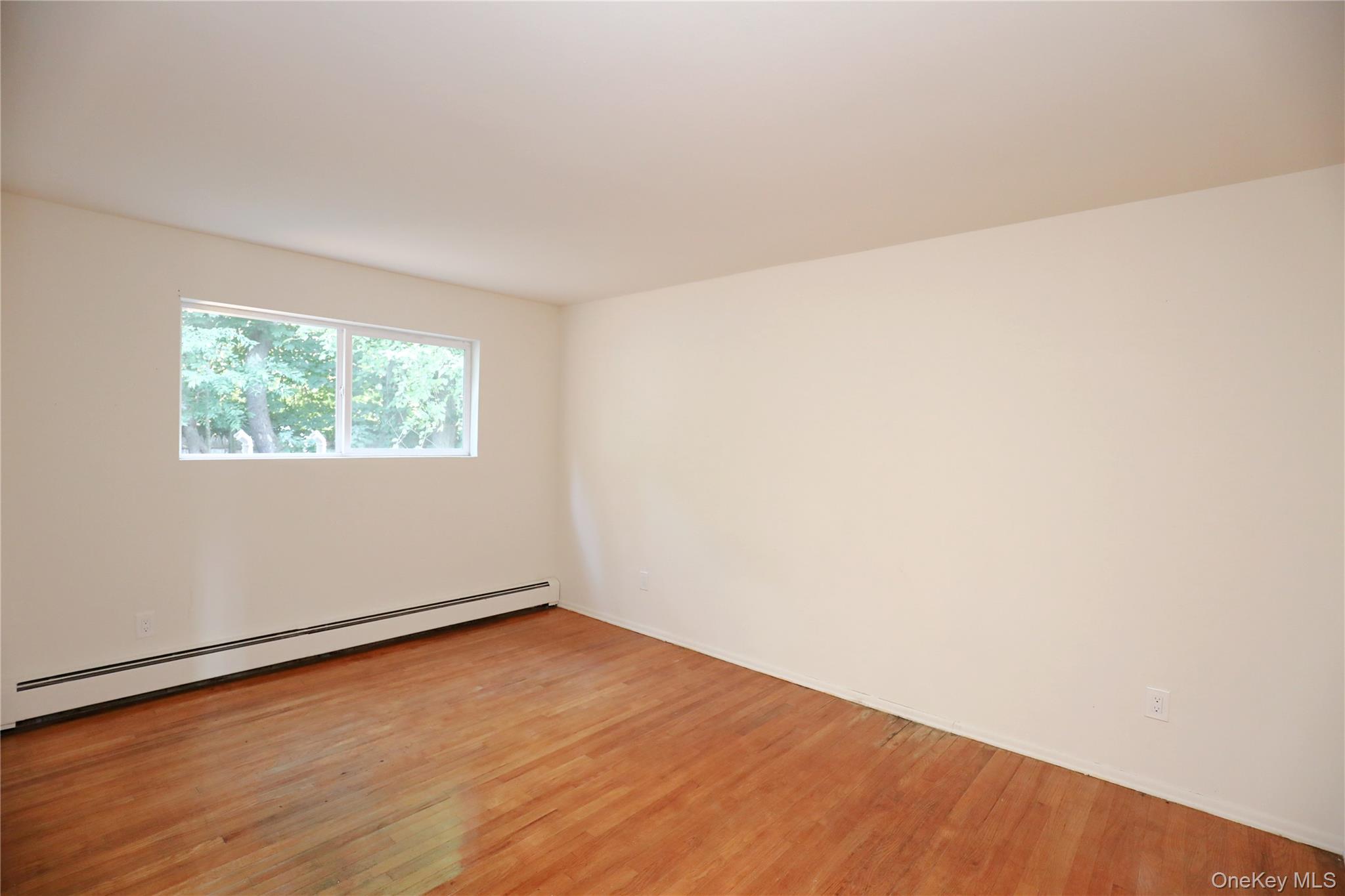 30 Lamb Avenue, Saugerties, NY 12477