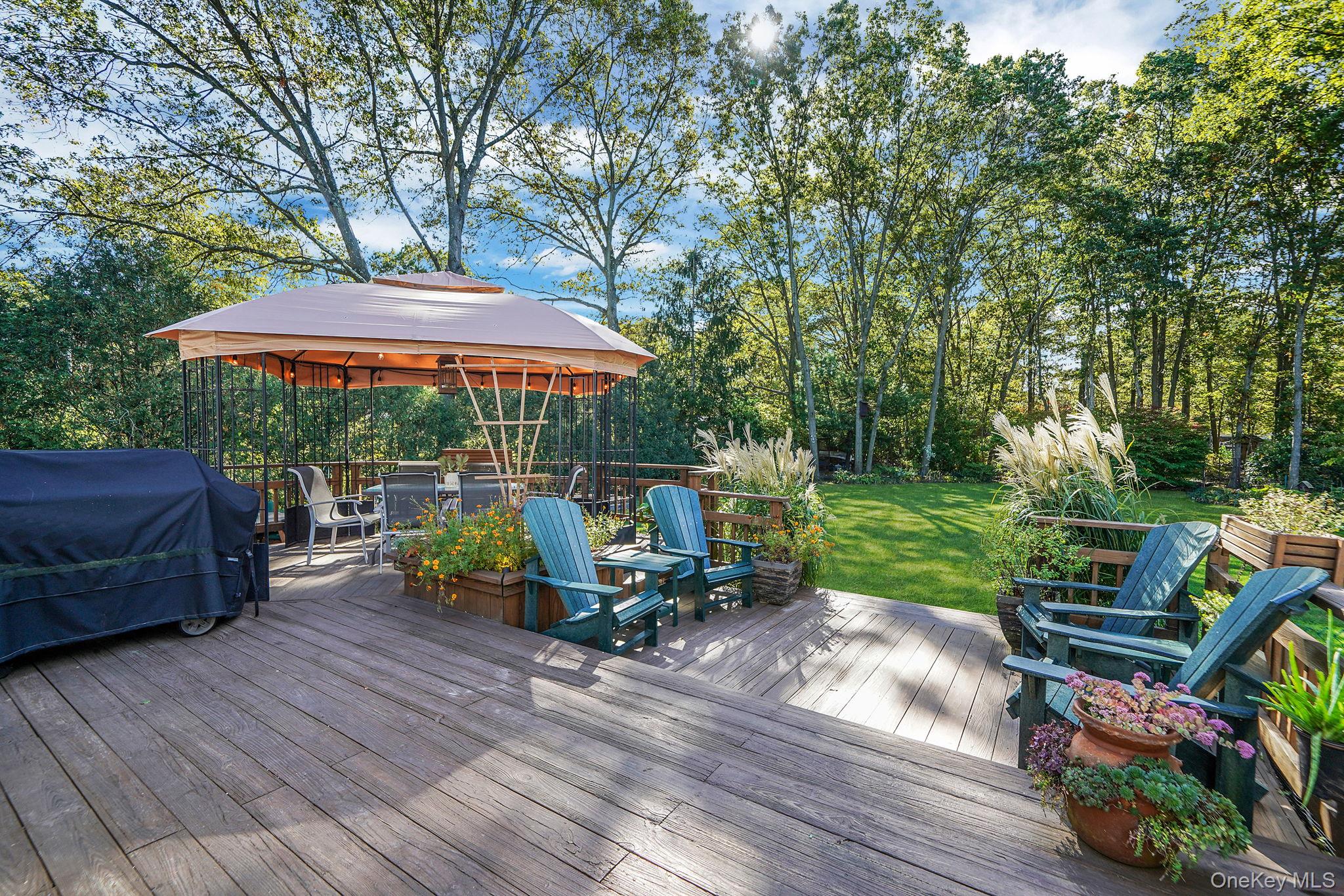 394 Cedarhurst Street, Islip Terrace, NY 11752