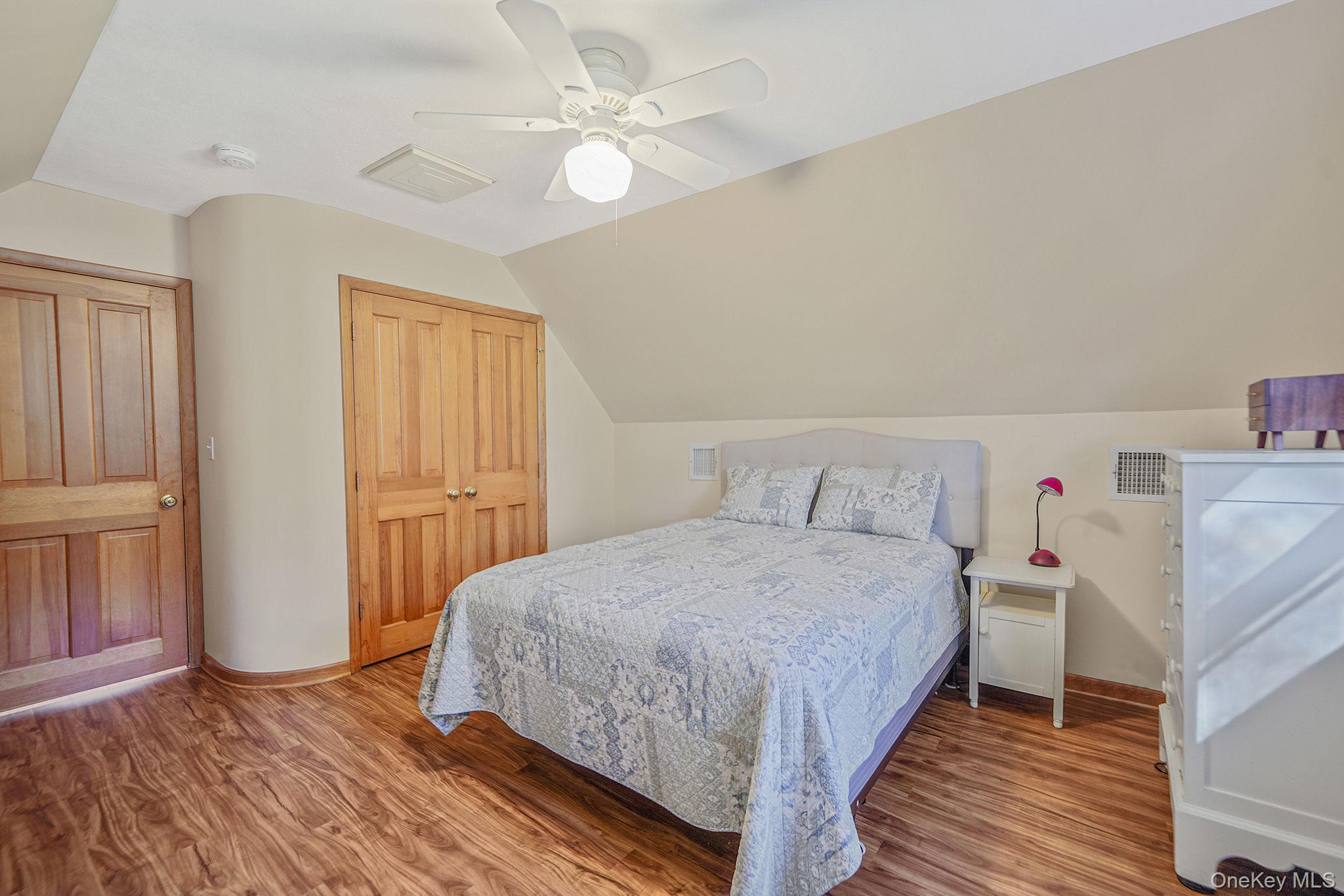 394 Cedarhurst Street, Islip Terrace, NY 11752