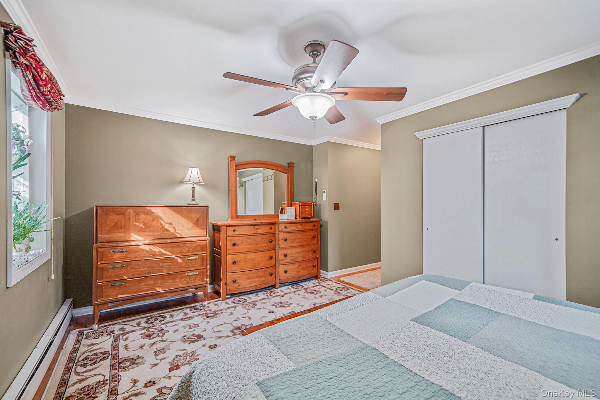 394 Cedarhurst Street, Islip Terrace, NY 11752