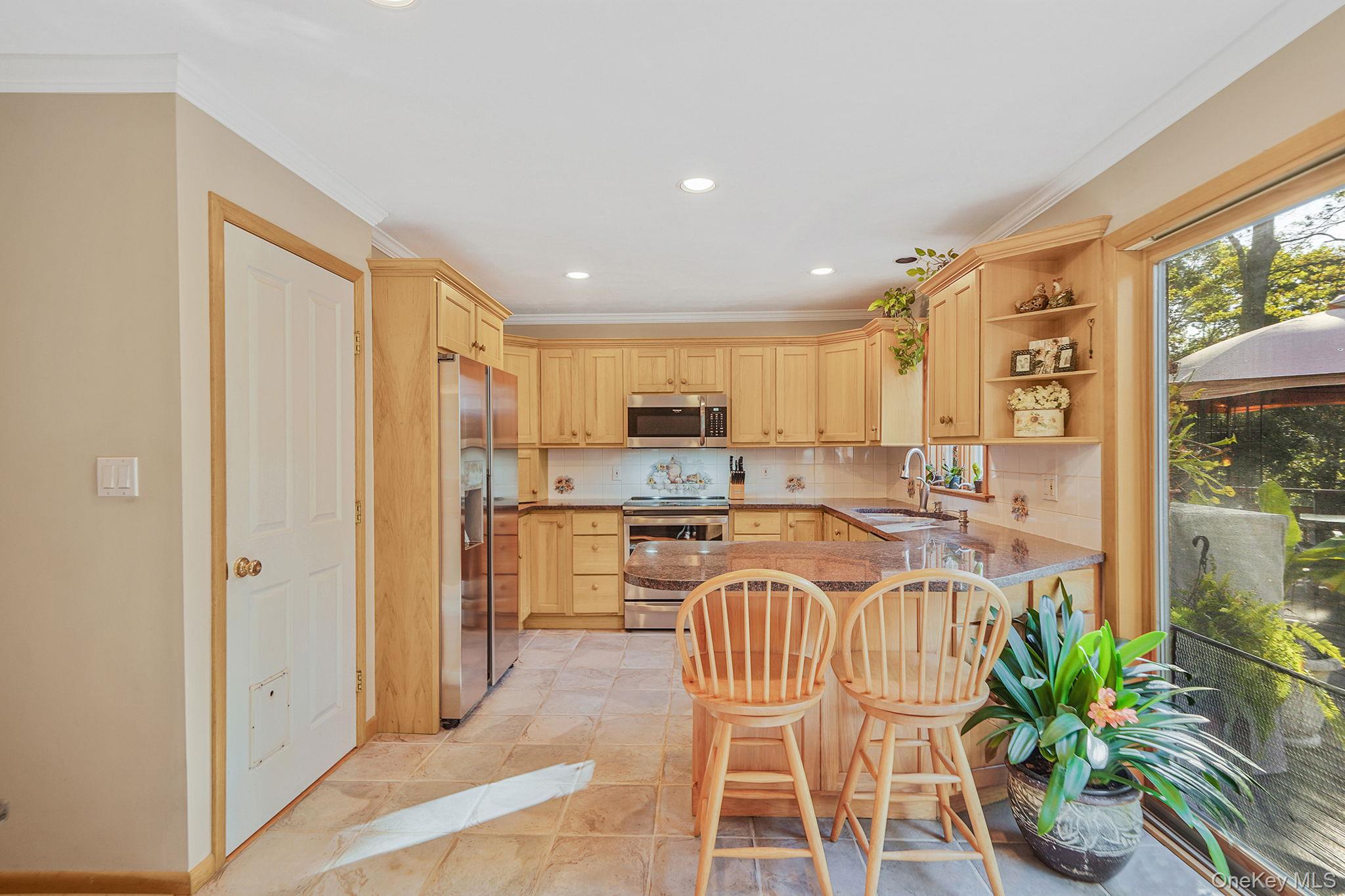 394 Cedarhurst Street, Islip Terrace, NY 11752