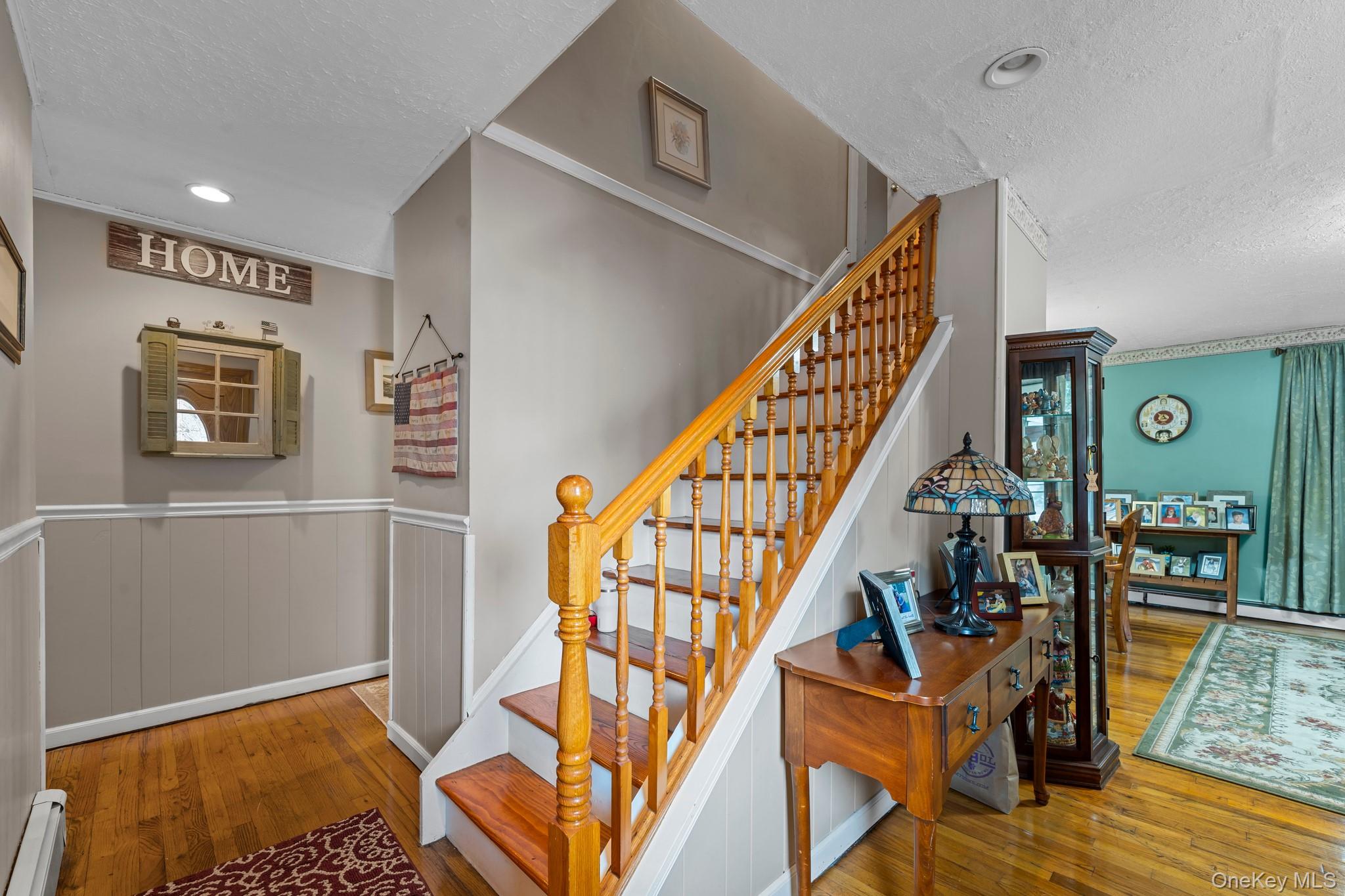 438 Lillian Boulevard, Holbrook, NY 11741