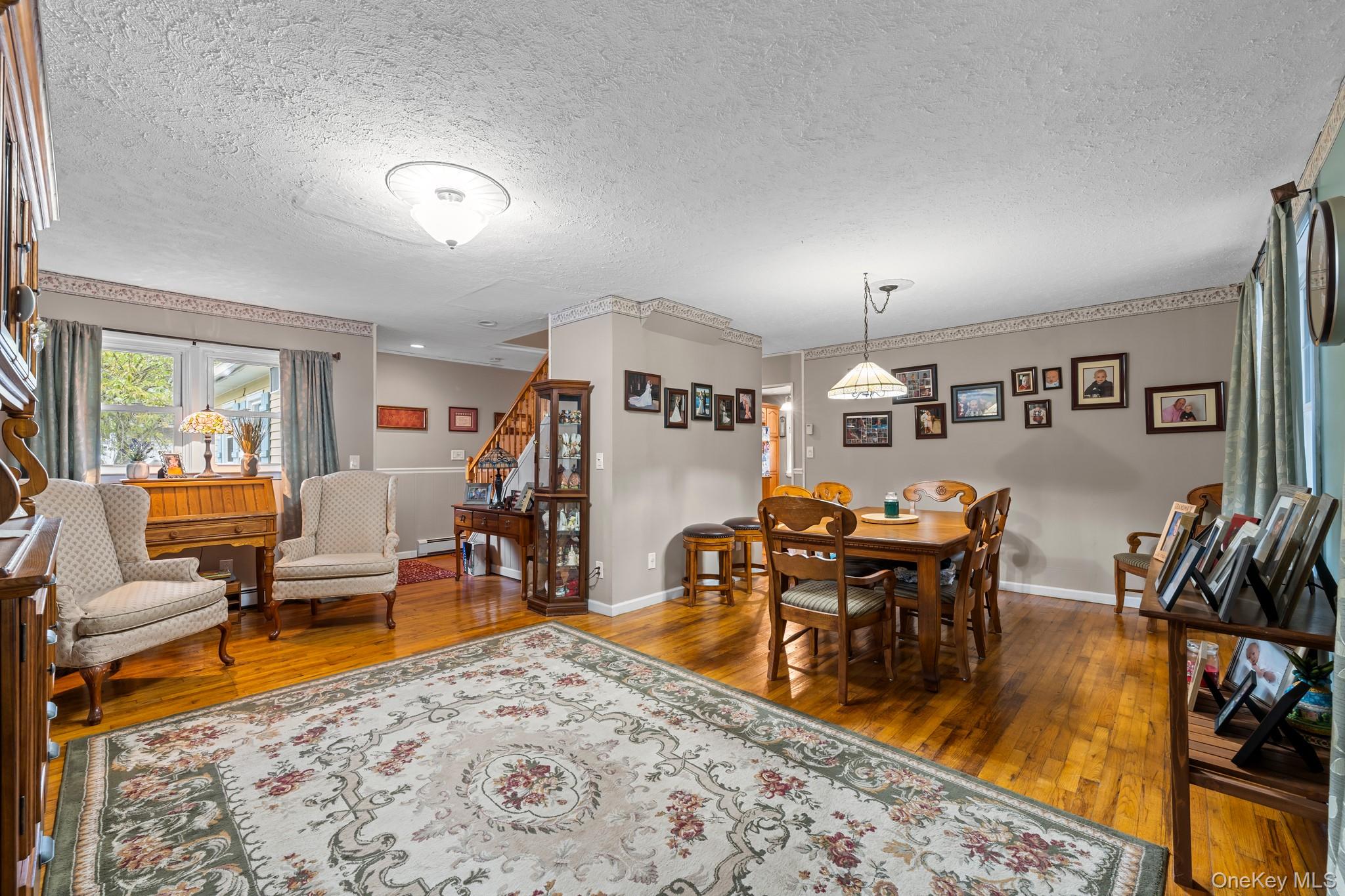 438 Lillian Boulevard, Holbrook, NY 11741