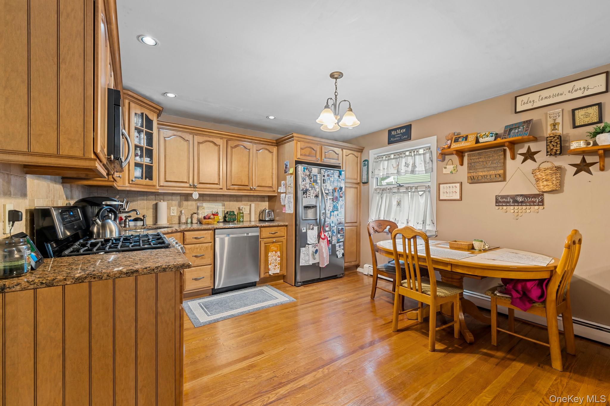 438 Lillian Boulevard, Holbrook, NY 11741