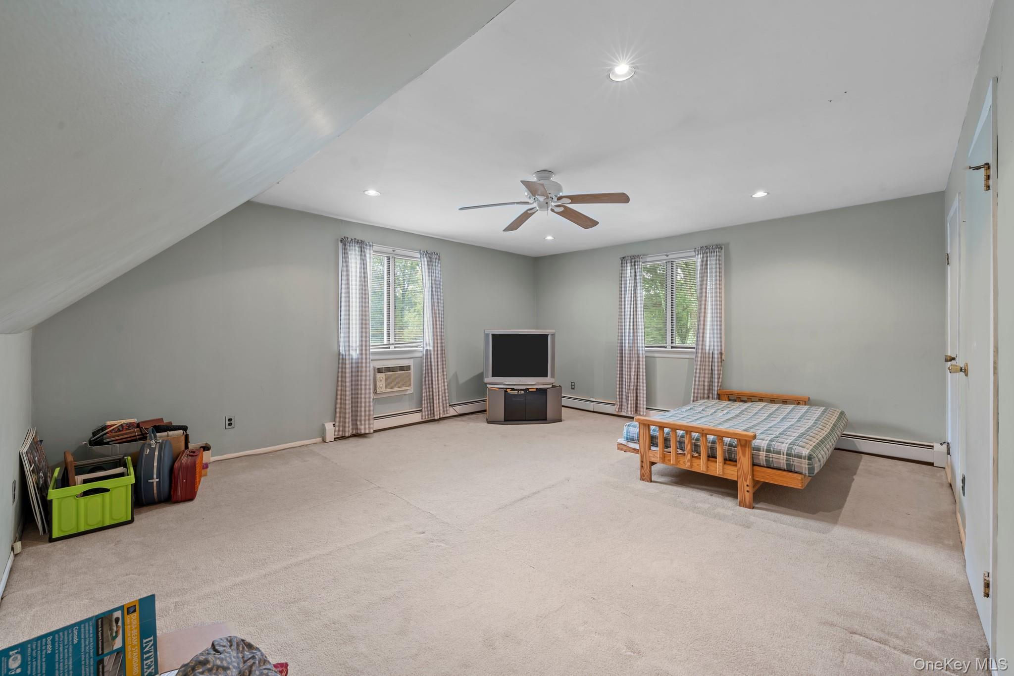 438 Lillian Boulevard, Holbrook, NY 11741