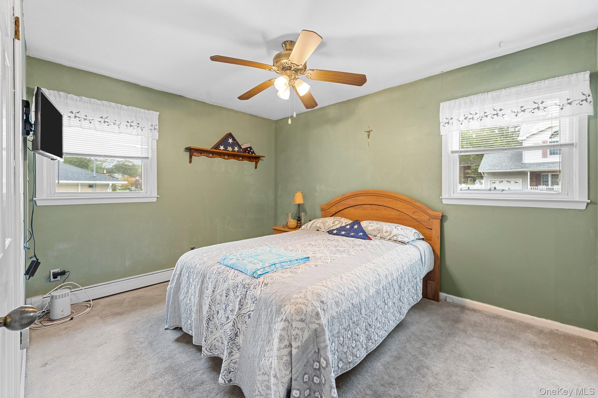 438 Lillian Boulevard, Holbrook, NY 11741