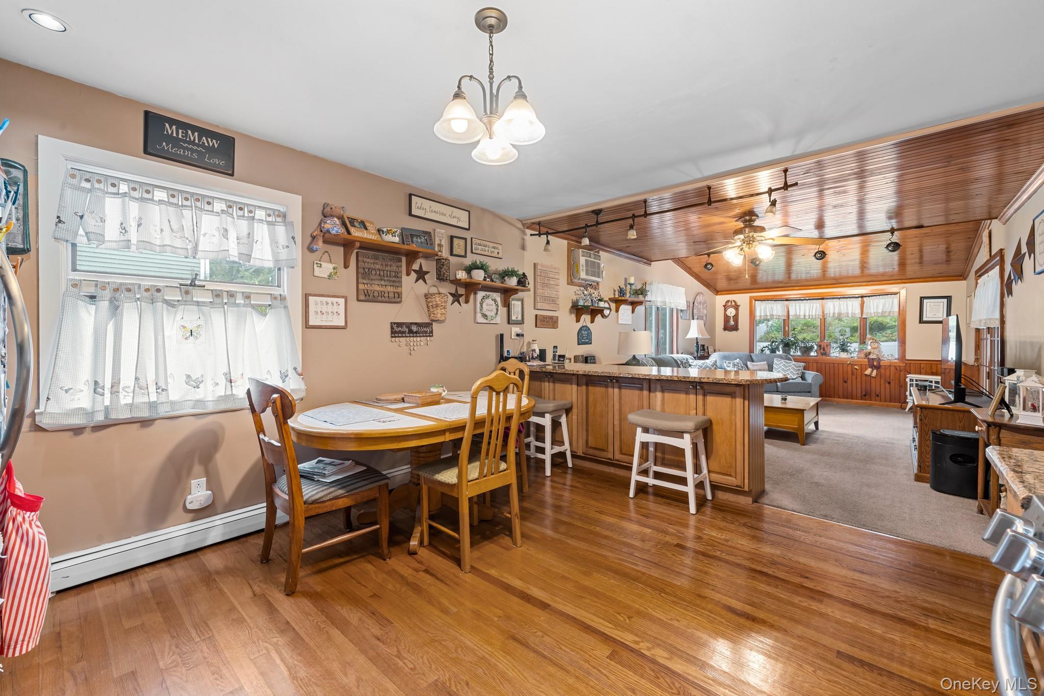 438 Lillian Boulevard, Holbrook, NY 11741