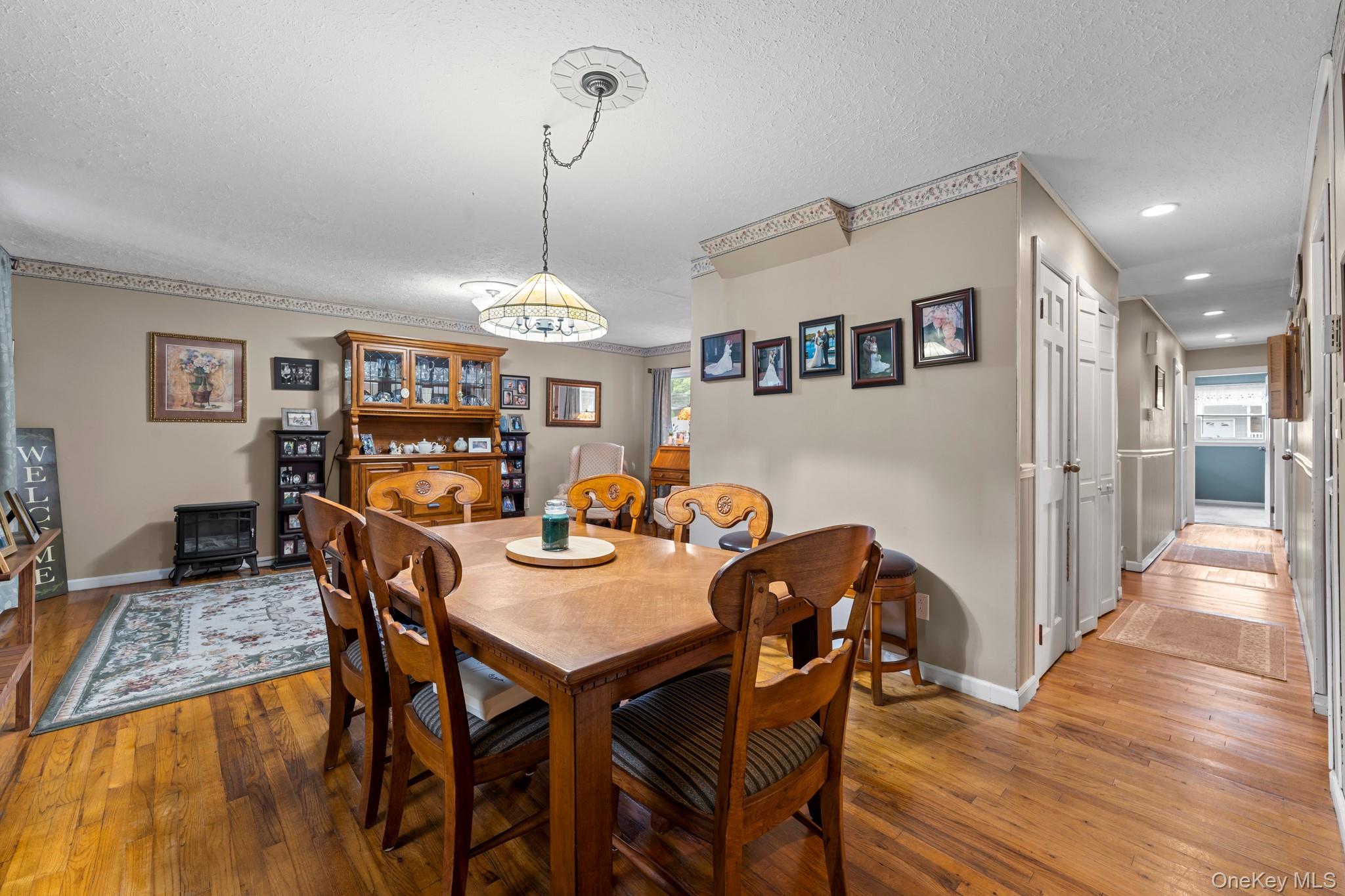 438 Lillian Boulevard, Holbrook, NY 11741