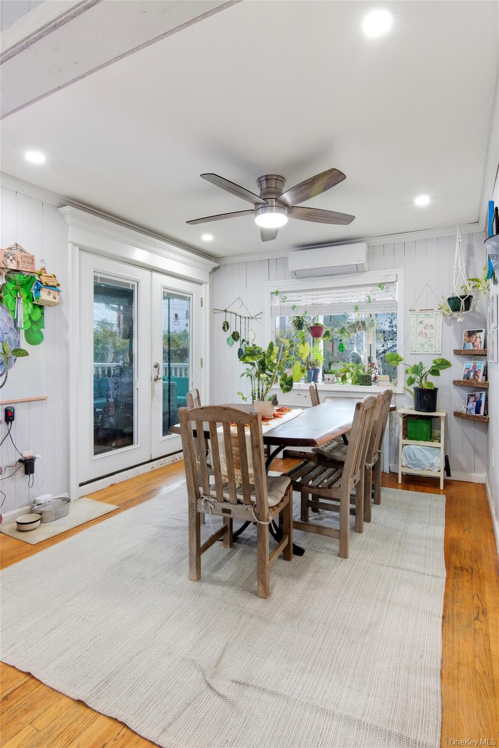 9 Coral Court, Malverne, NY 11565