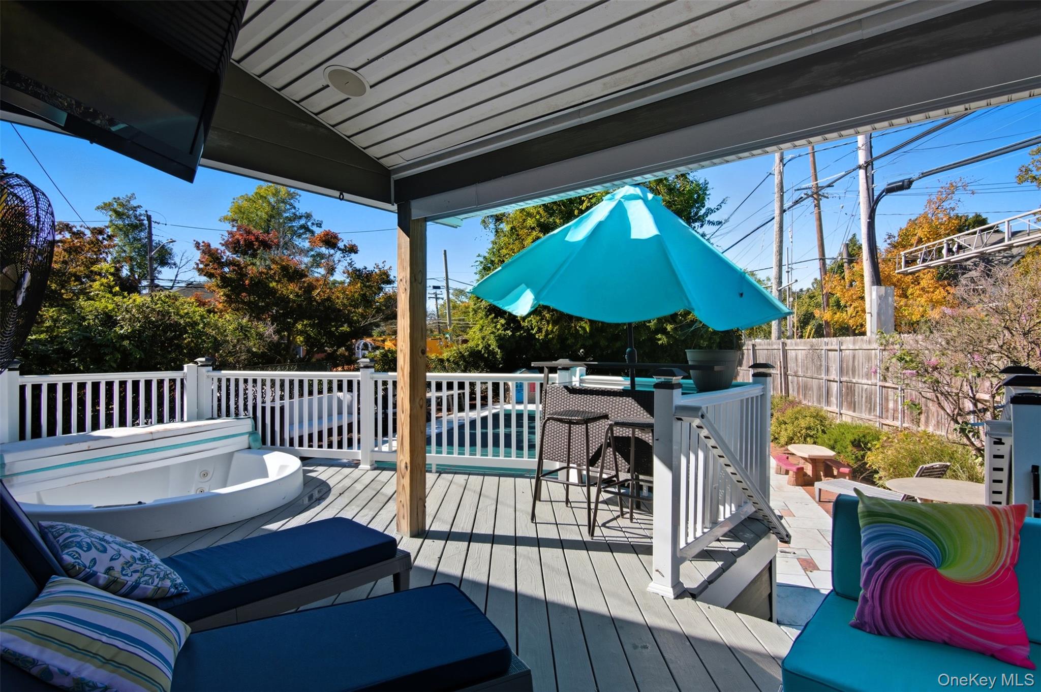 9 Coral Court, Malverne, NY 11565