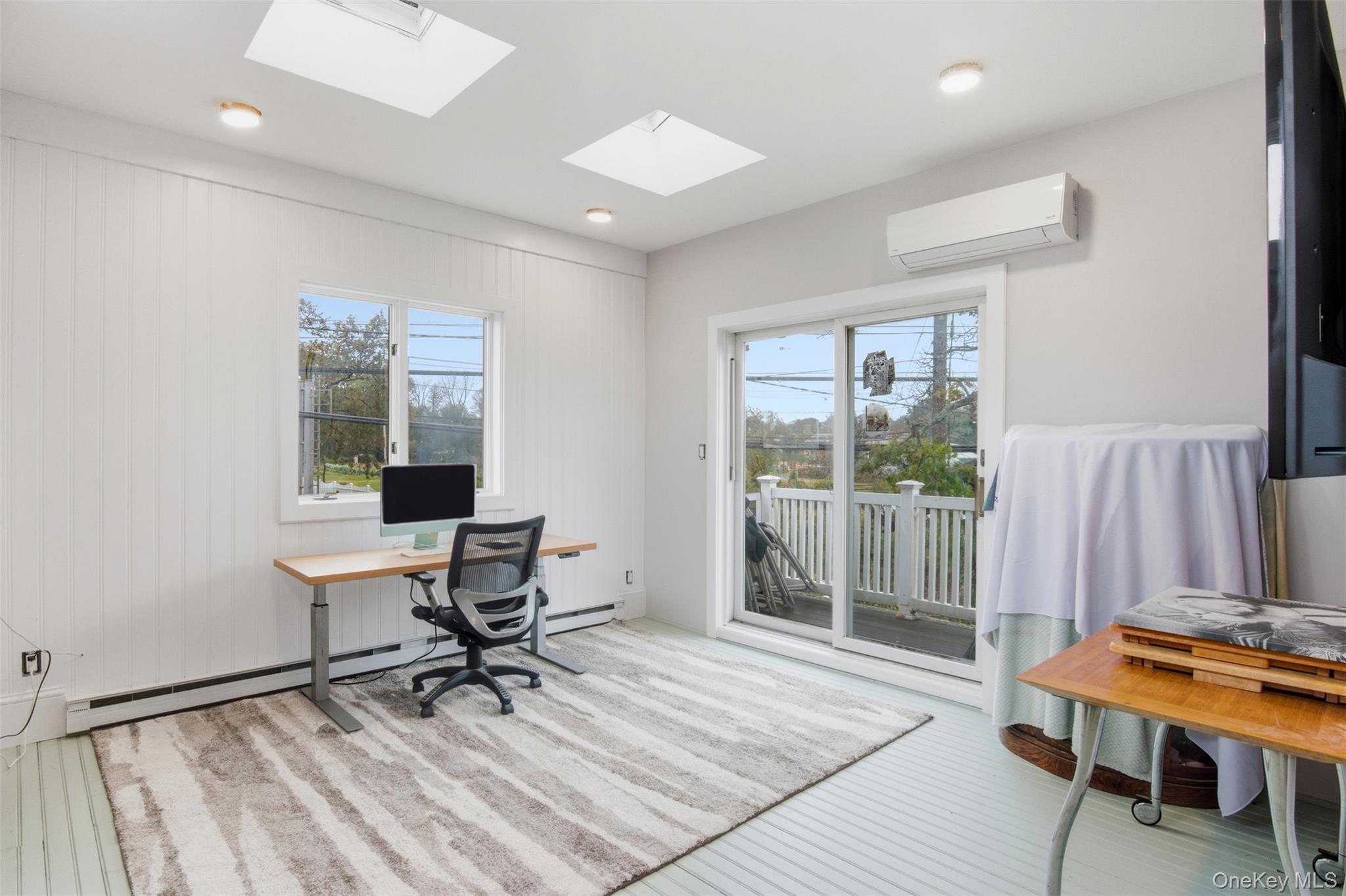 9 Coral Court, Malverne, NY 11565