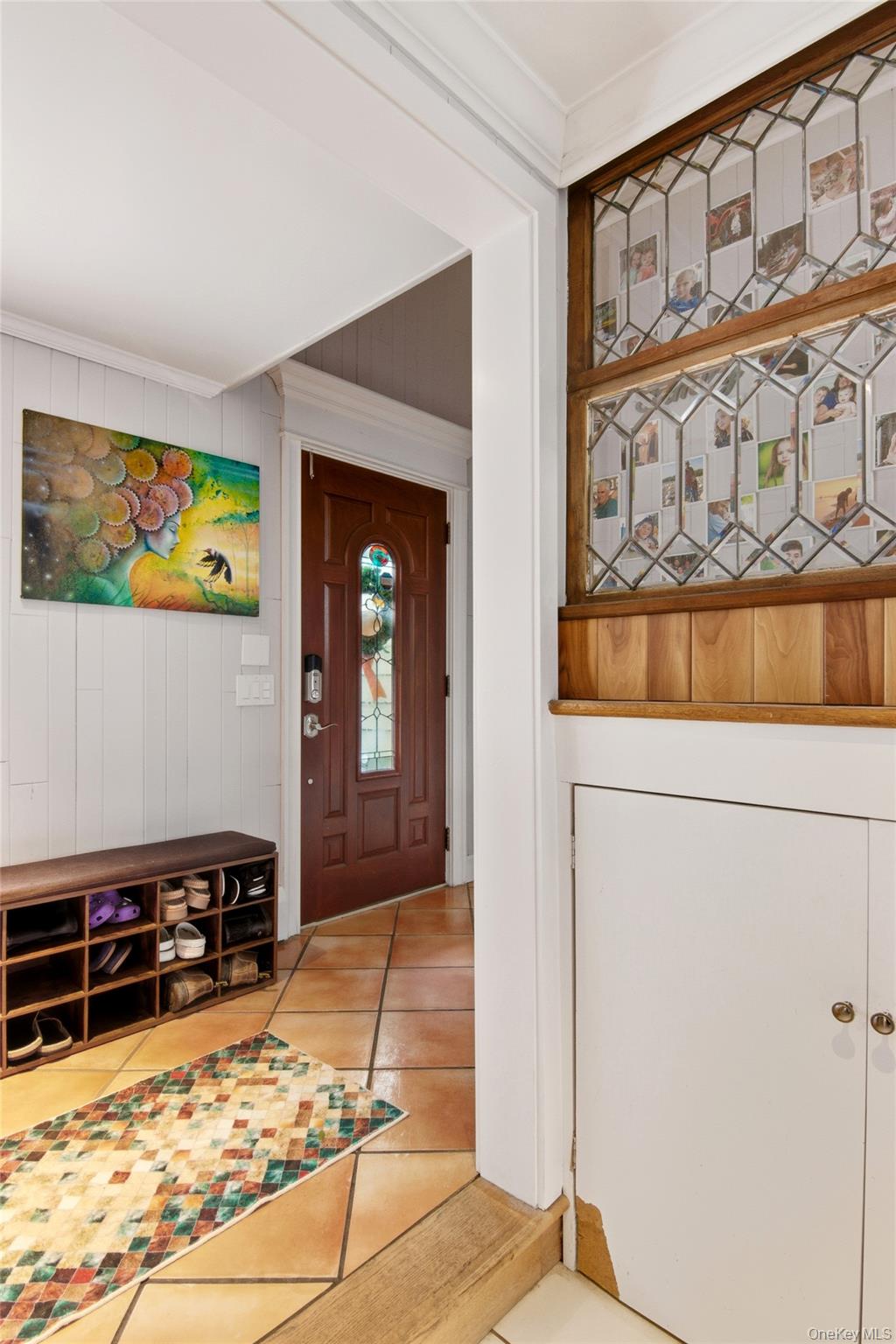 9 Coral Court, Malverne, NY 11565