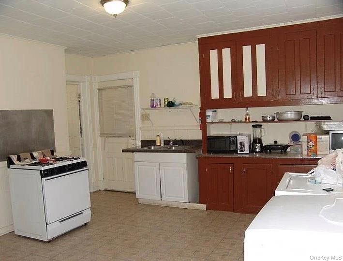 9 Kline Street, Call Listing Agent, NY 12010