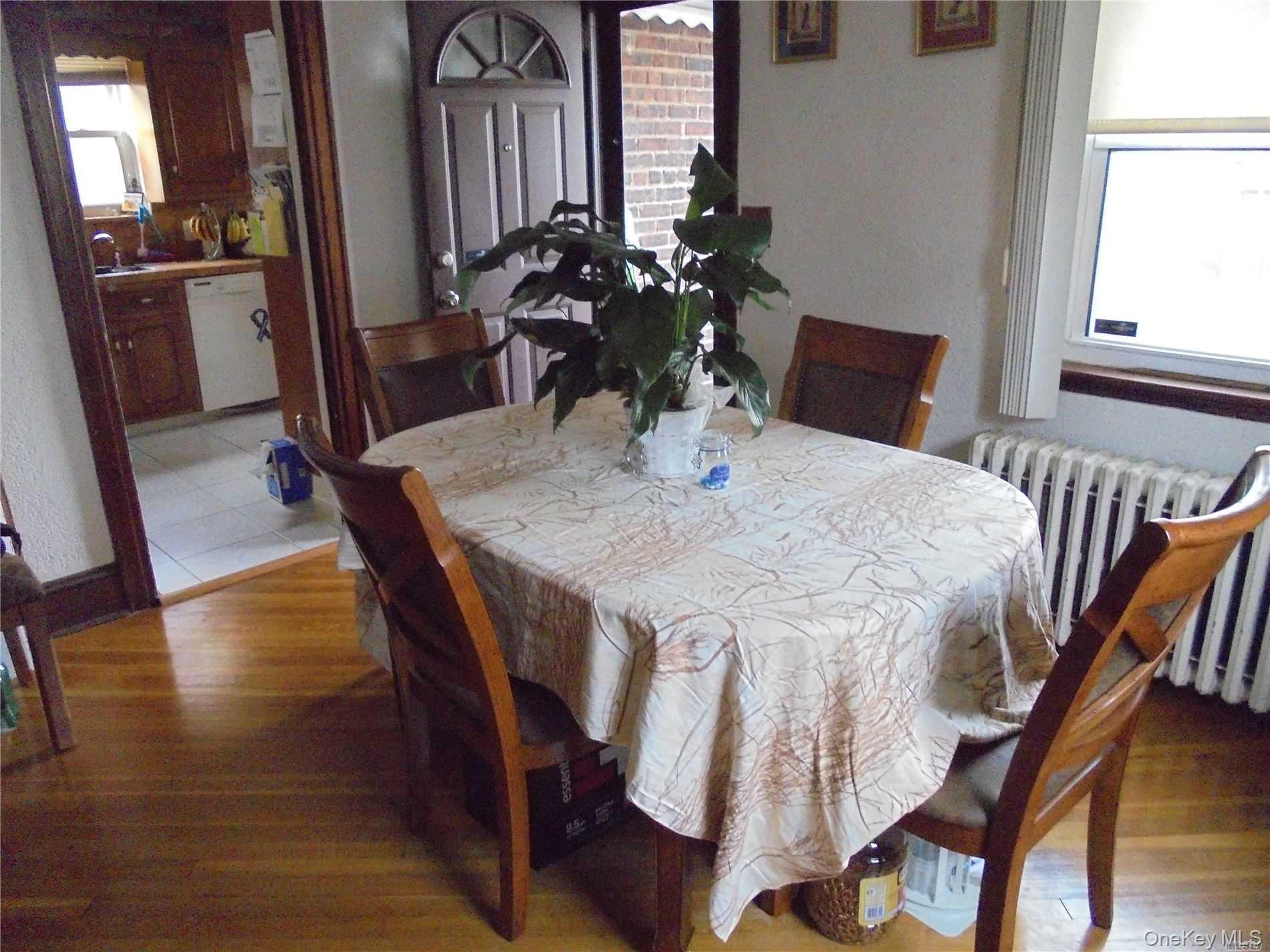 915 Wallace Avenue, Baldwin, NY 11510