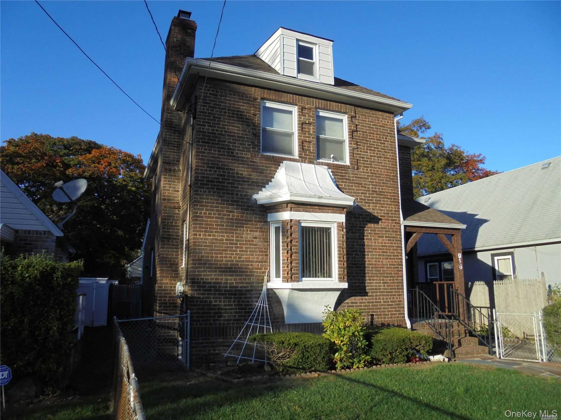 915 Wallace Avenue, Baldwin, NY 11510