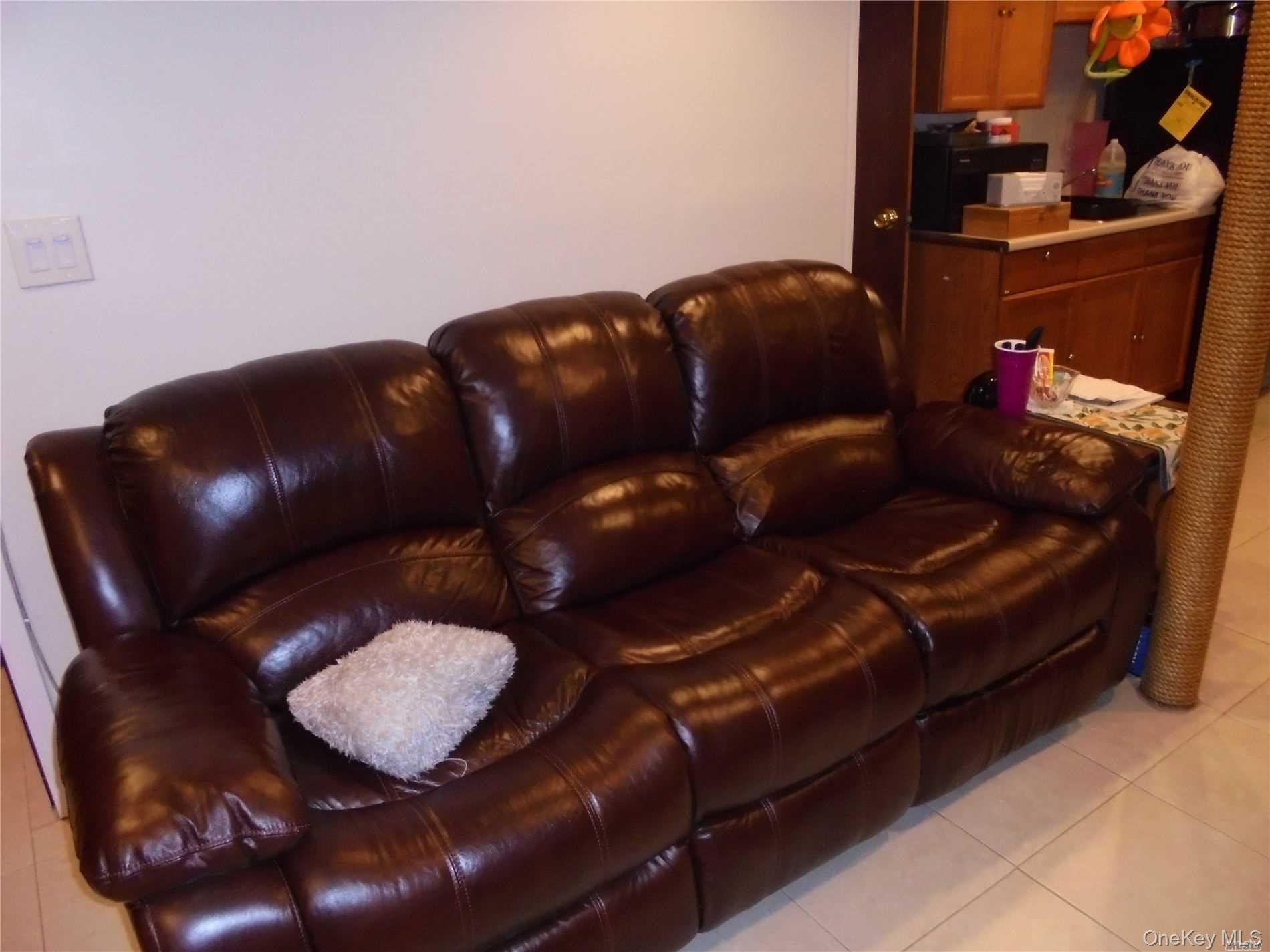 915 Wallace Avenue, Baldwin, NY 11510