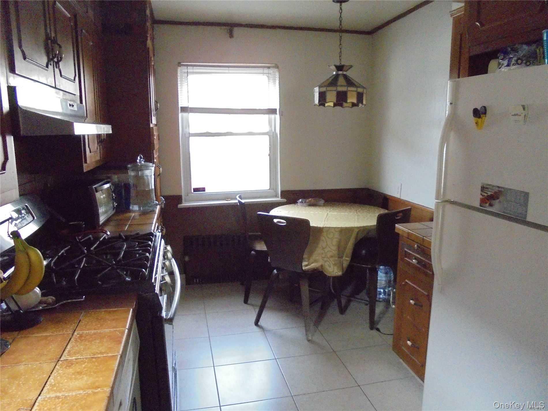 915 Wallace Avenue, Baldwin, NY 11510