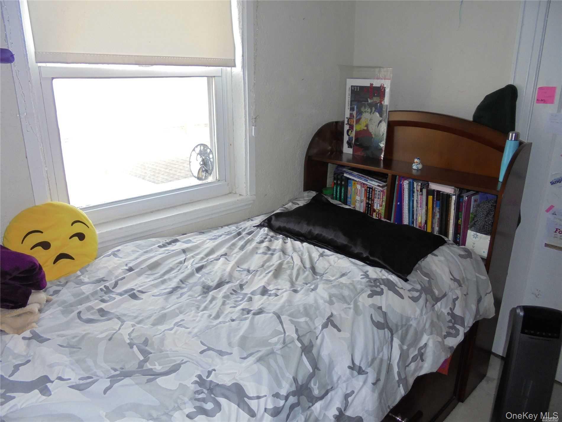 915 Wallace Avenue, Baldwin, NY 11510