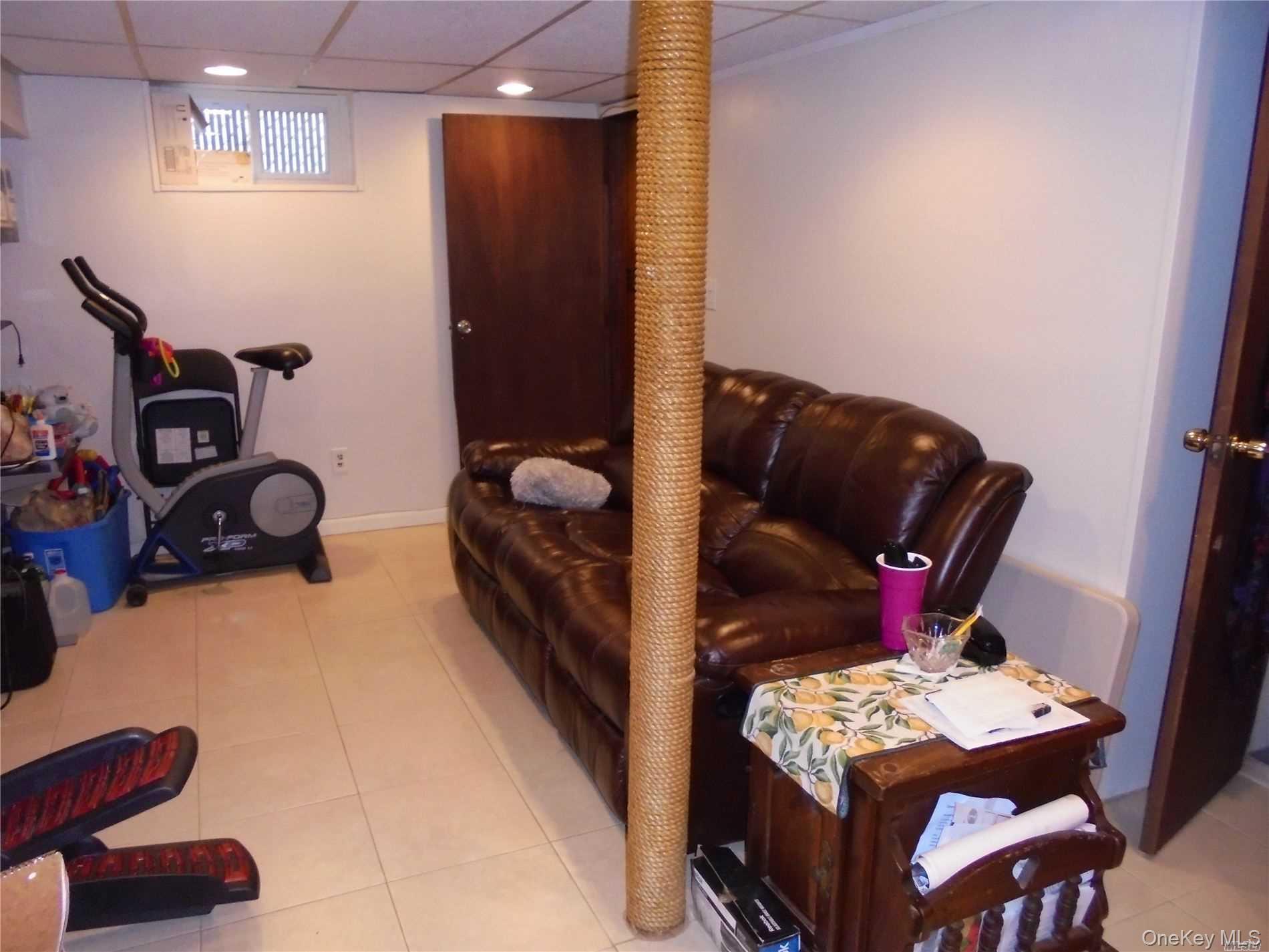 915 Wallace Avenue, Baldwin, NY 11510