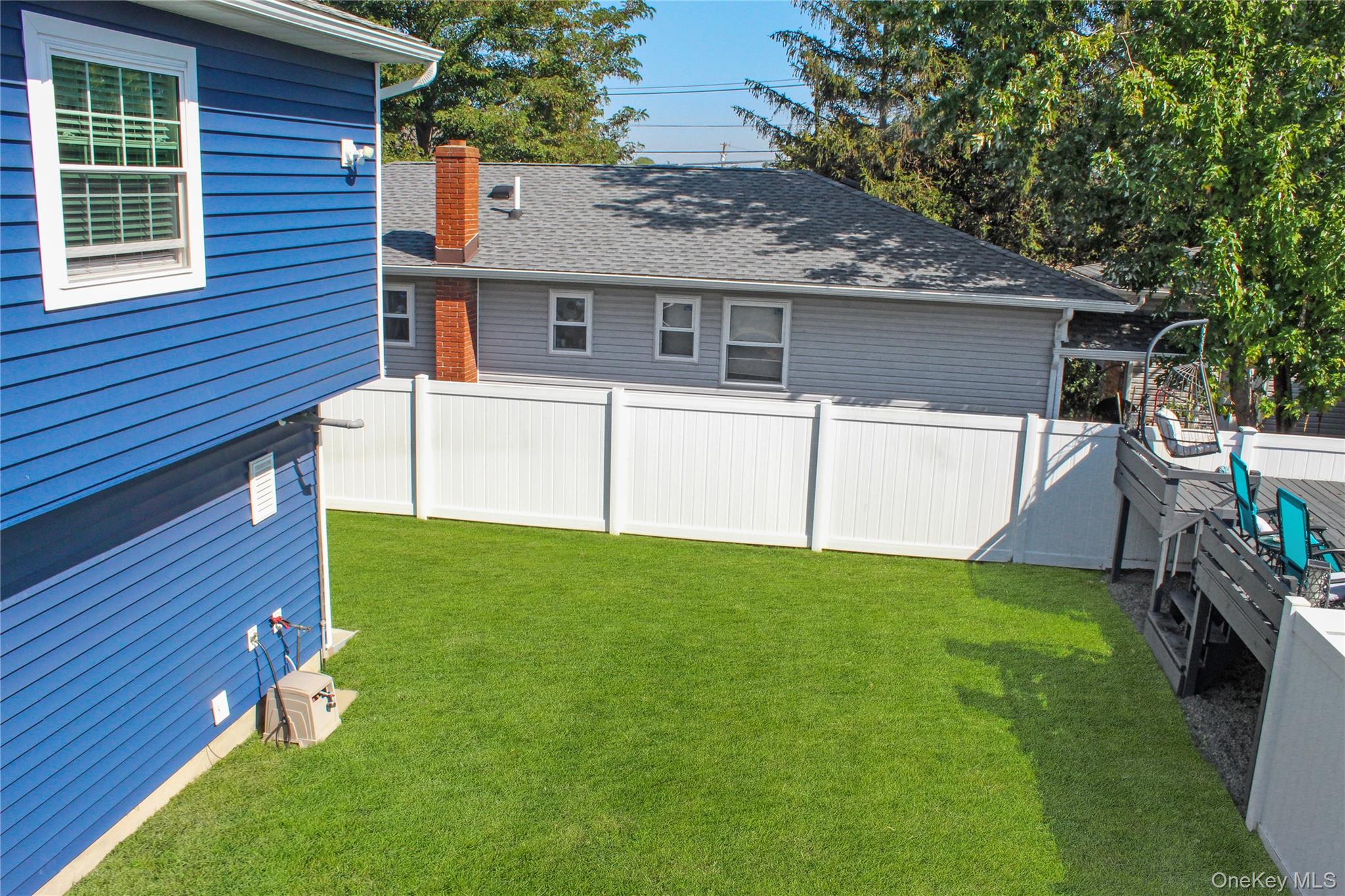 125 Spruce Street, Lindenhurst, NY 11757