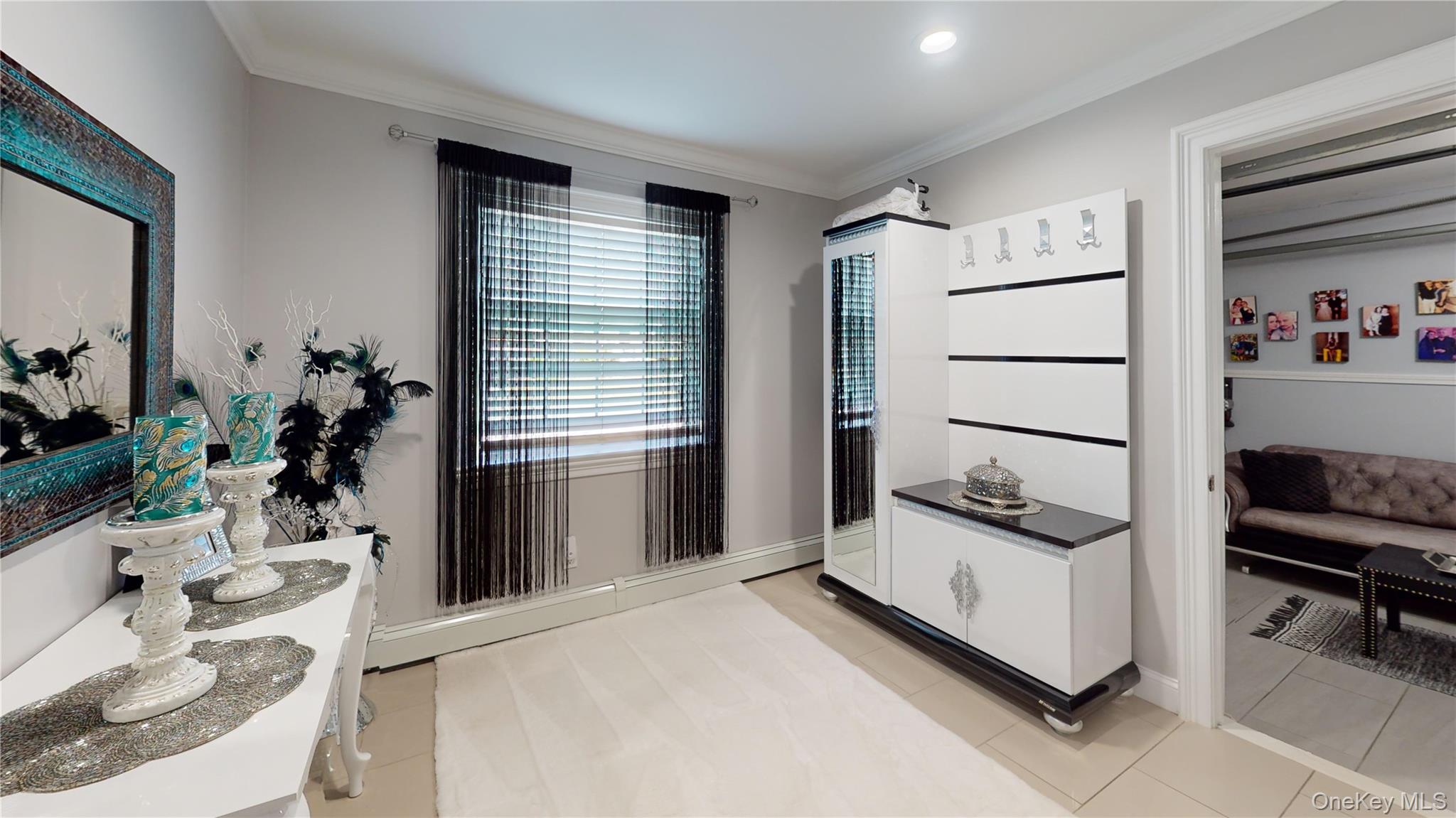 125 Spruce Street, Lindenhurst, NY 11757