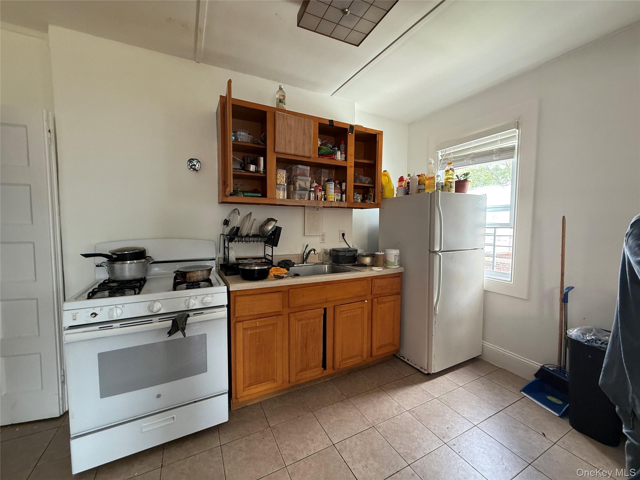 8802 88th Street, Woodhaven, NY 11421