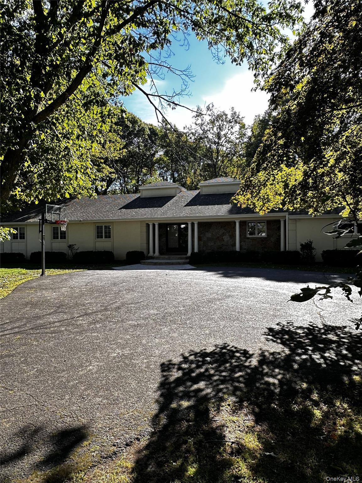 20 Seaside Drive, Belle Terre, NY 11777