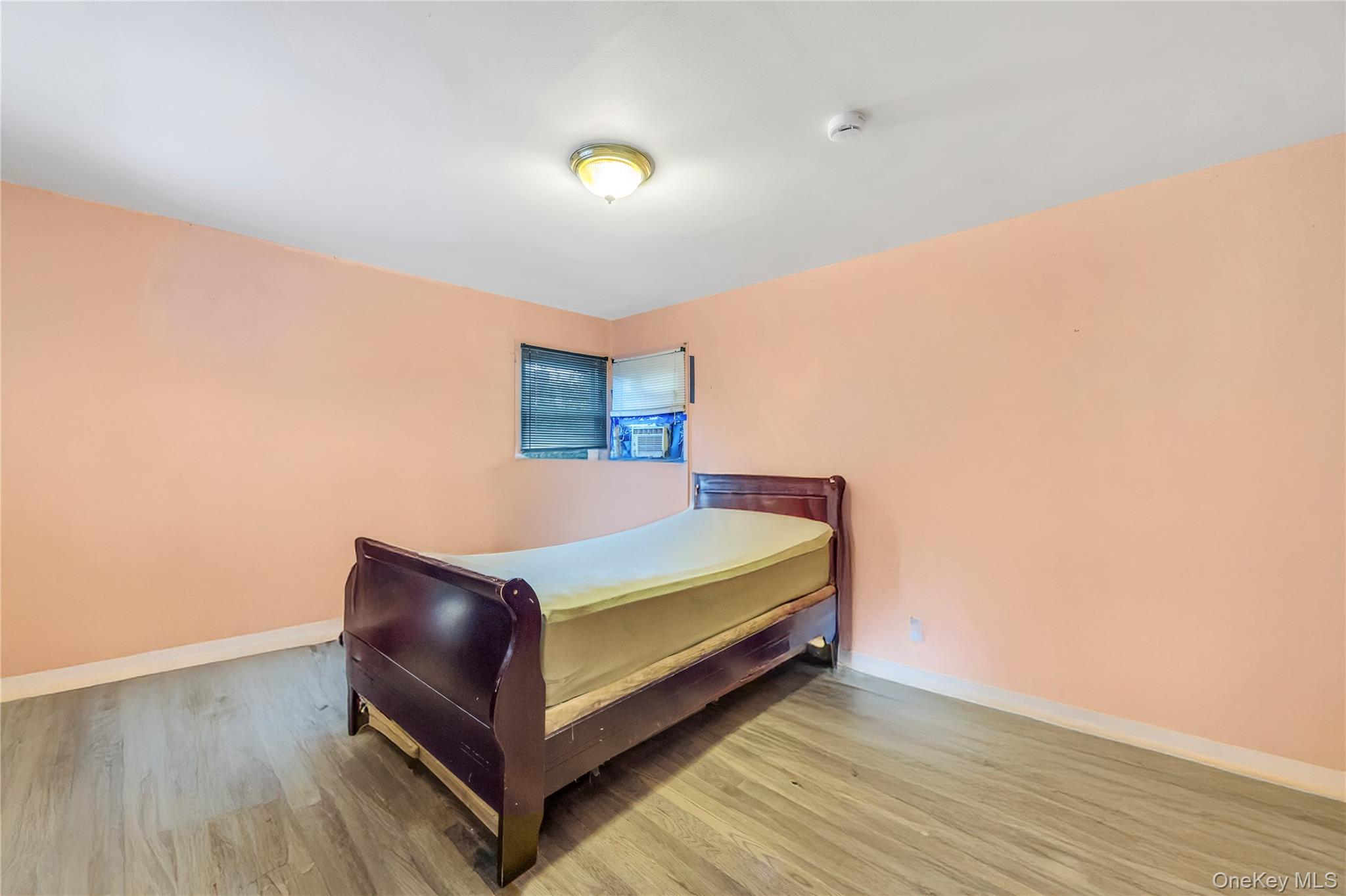 39 Botsford Street, Hempstead, NY 11550