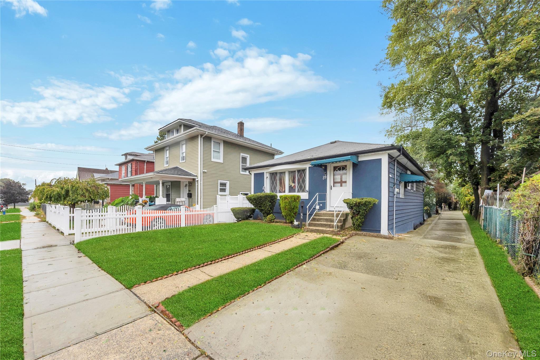 39 Botsford Street, Hempstead, NY 11550