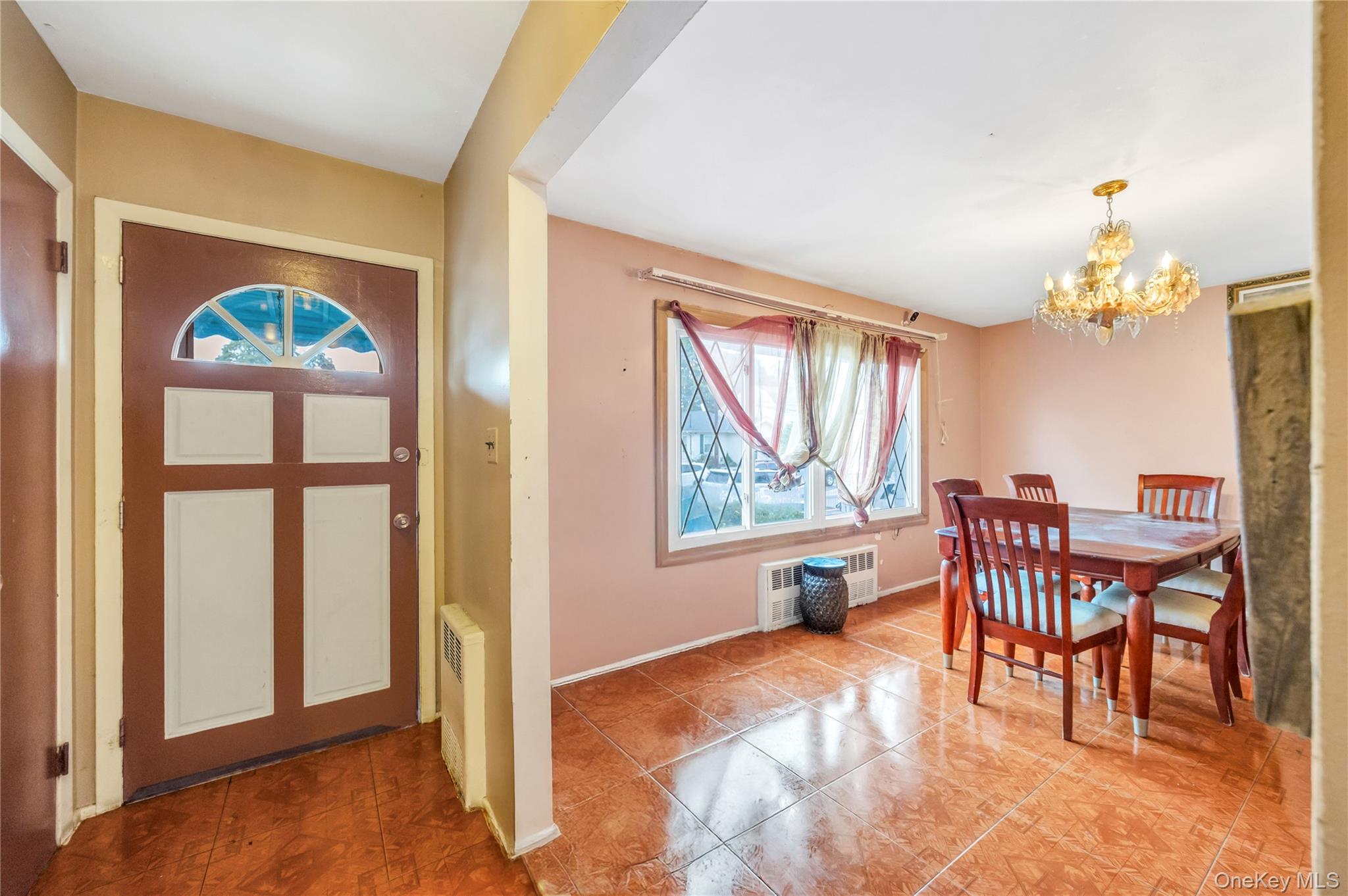 39 Botsford Street, Hempstead, NY 11550