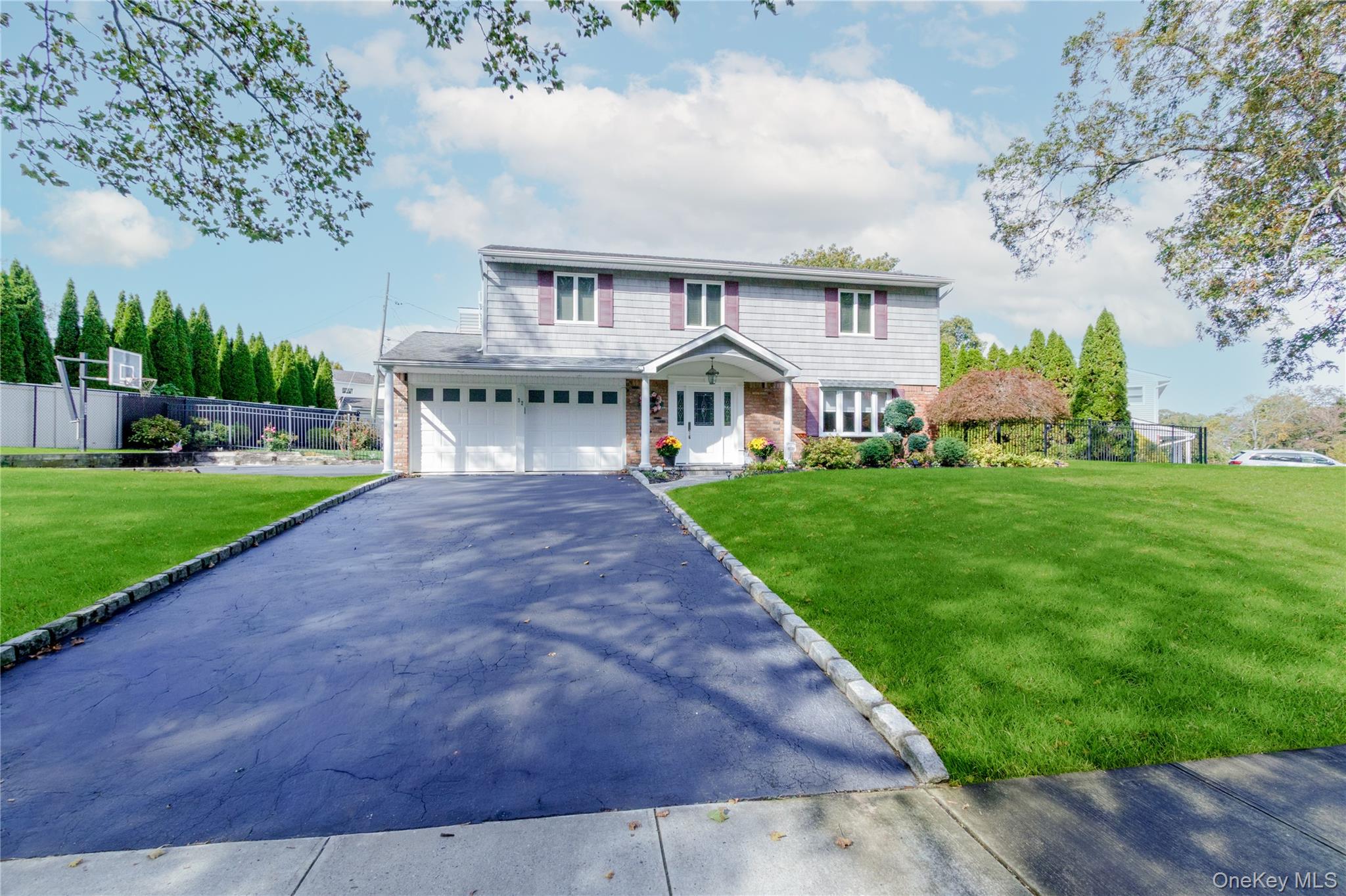 32 Dover Hill Drive, Nesconset, NY 11767