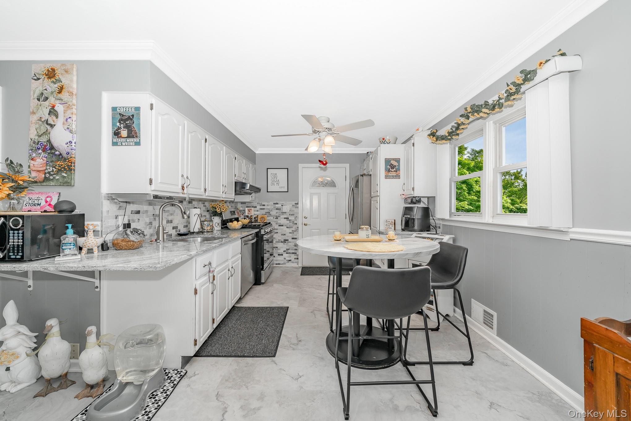 1019 Carll Drive, Bay Shore, NY 11706