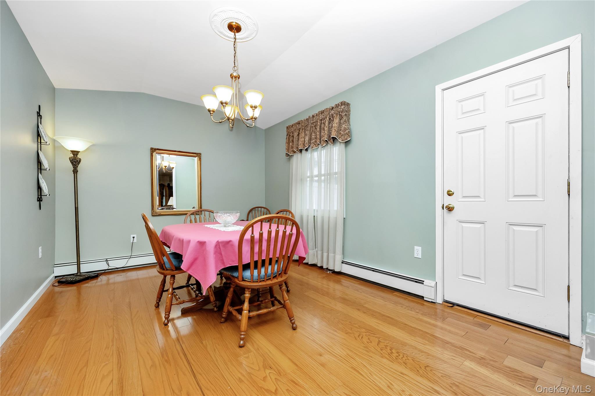 45 Shotgun Lane, Levittown, NY 11756