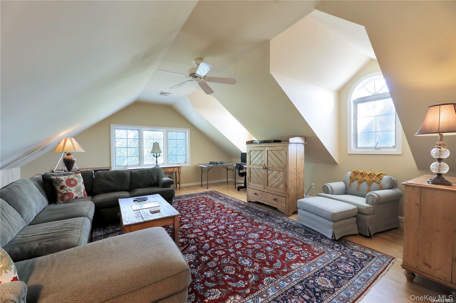 2 Bayview Road, Remsenburg, NY 11960